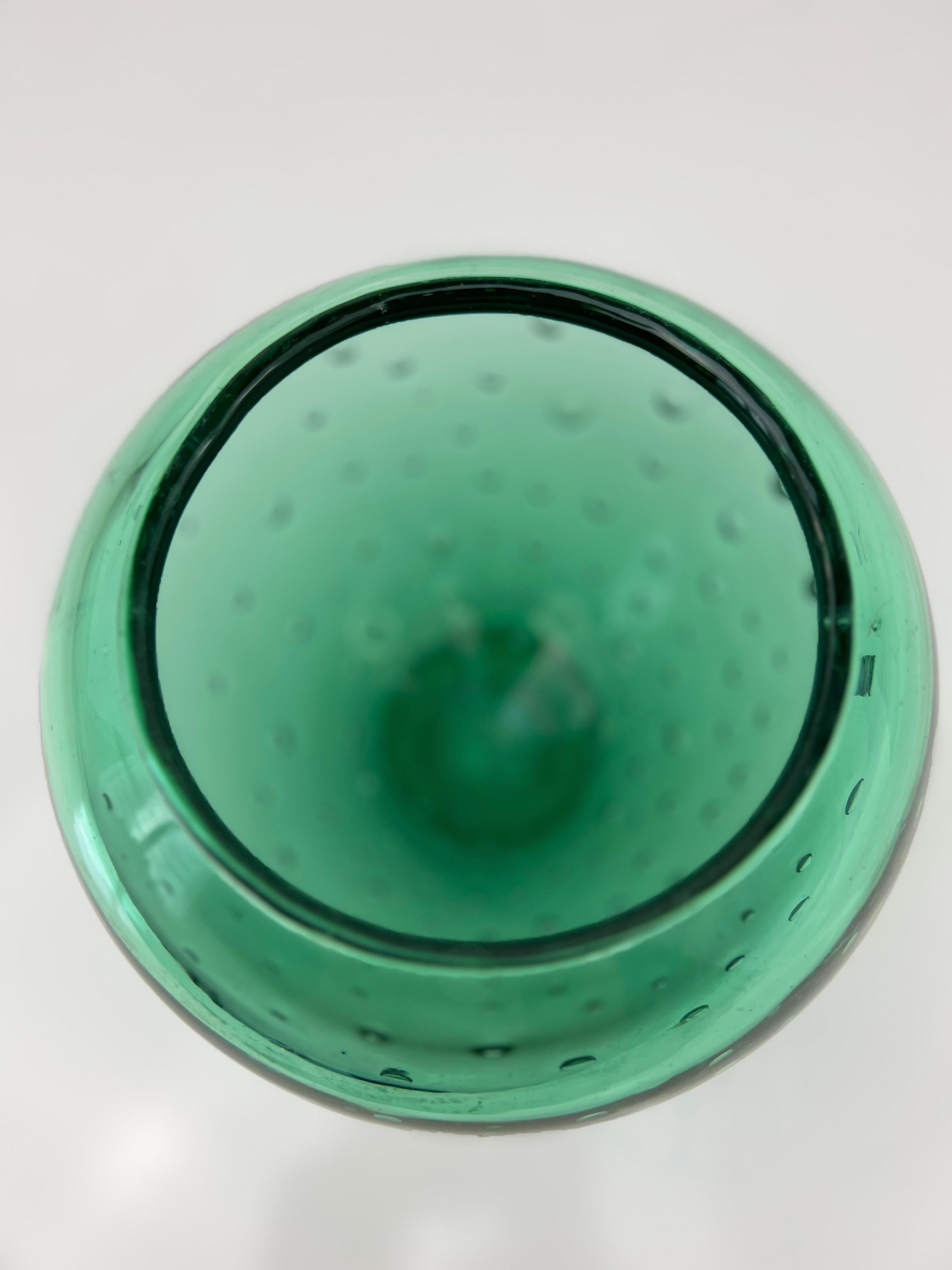 Mid-Century Modern Vintage 1940s Controlled Bubble Glass Bowl Vase by Carl Erickson Kelly Green For Sale