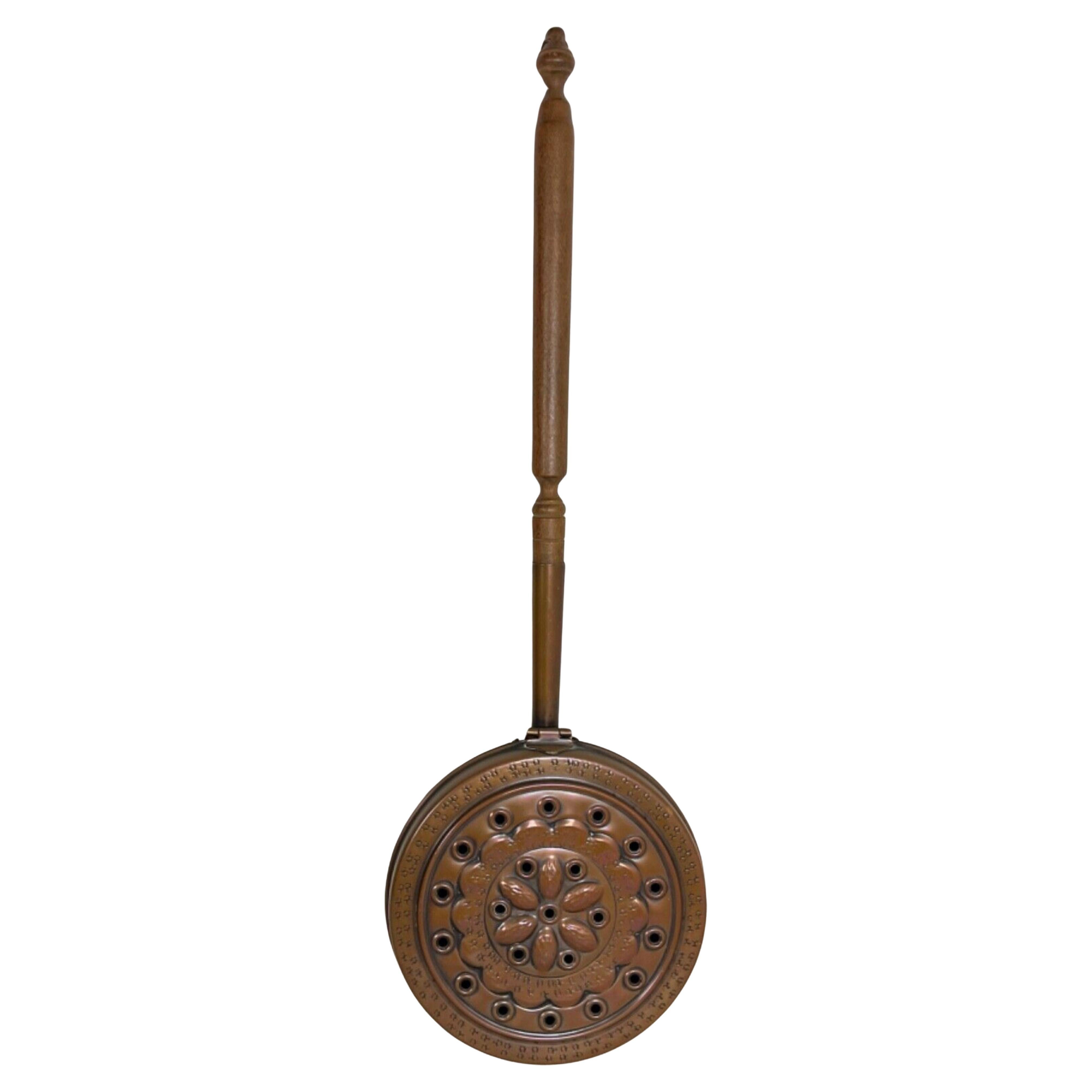 Vintage 1940s Copper Bed Warmer by Villedieu, France - 2Y542 For Sale