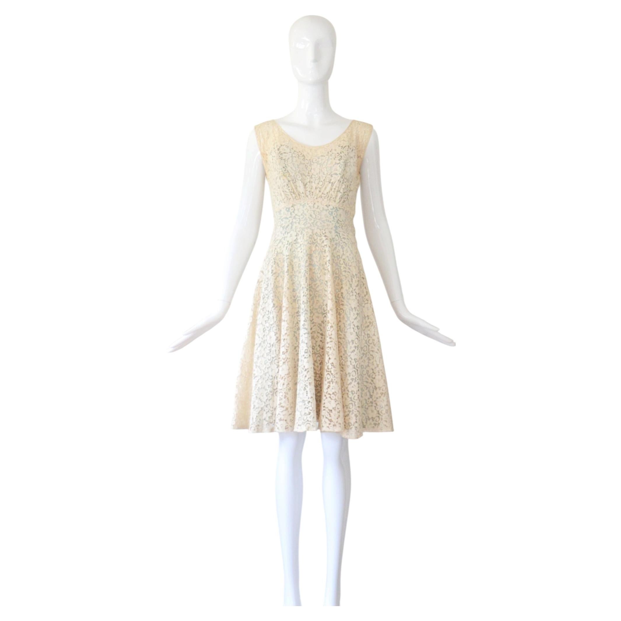 Vintage 1940's Cream Floral Lace Day Dress US 4 UK 8