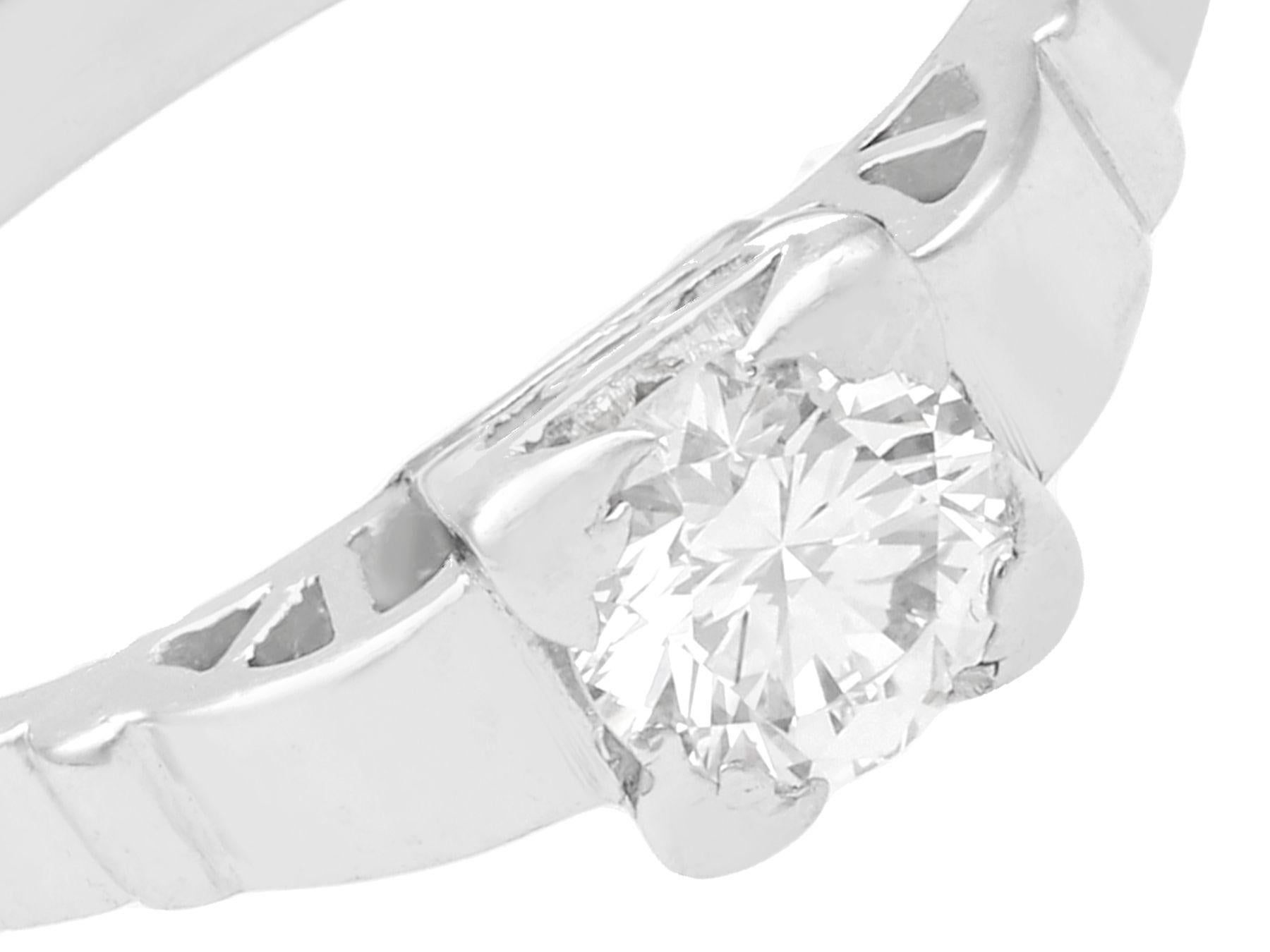 Verlobungsring, Vintage 1940er Jahre, Diamant Weißgold Solitär (Rundschliff) im Angebot