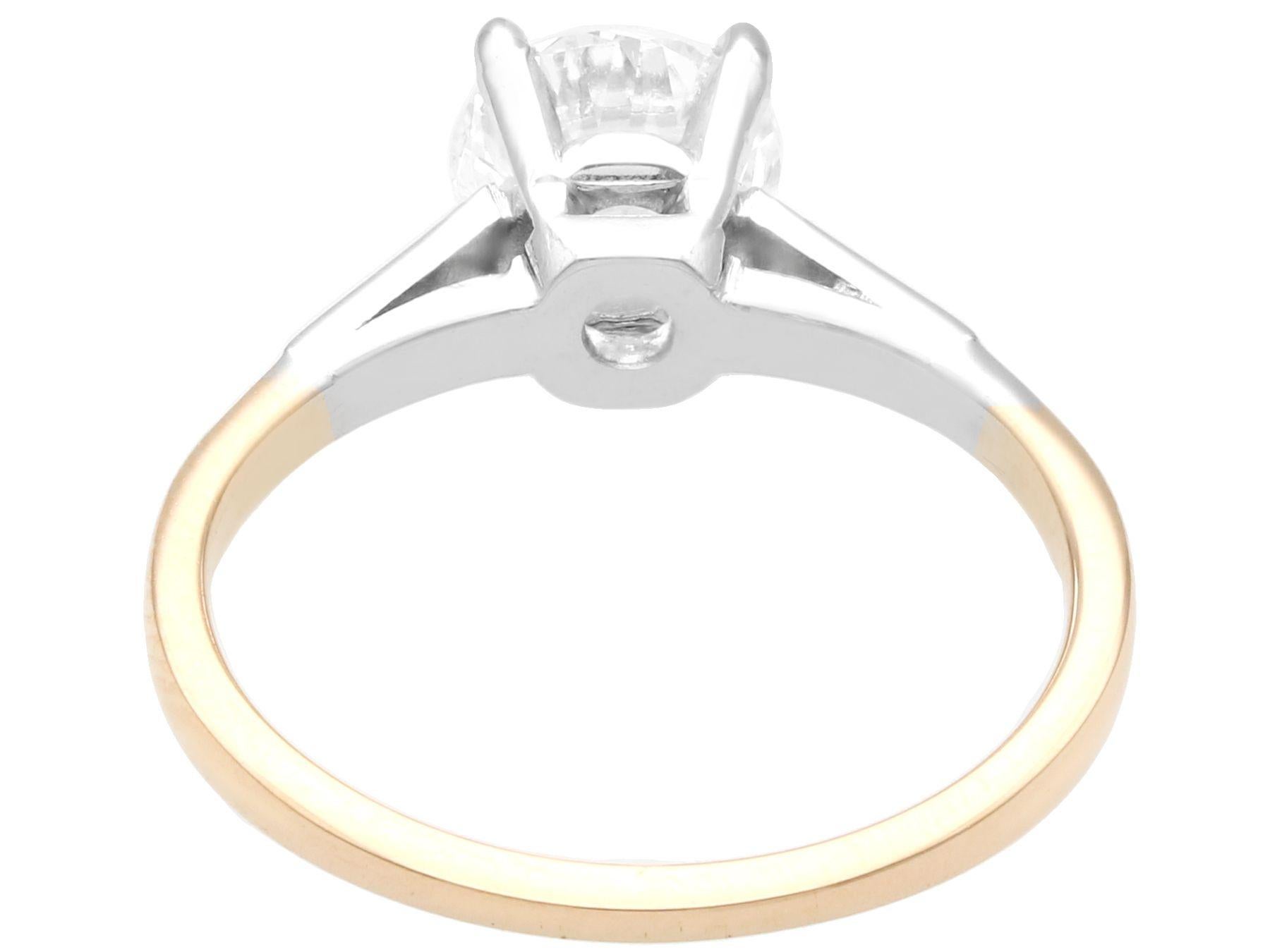 Solitär-Ring aus Gelbgold mit Diamanten aus den 1940er Jahren für Damen oder Herren im Angebot