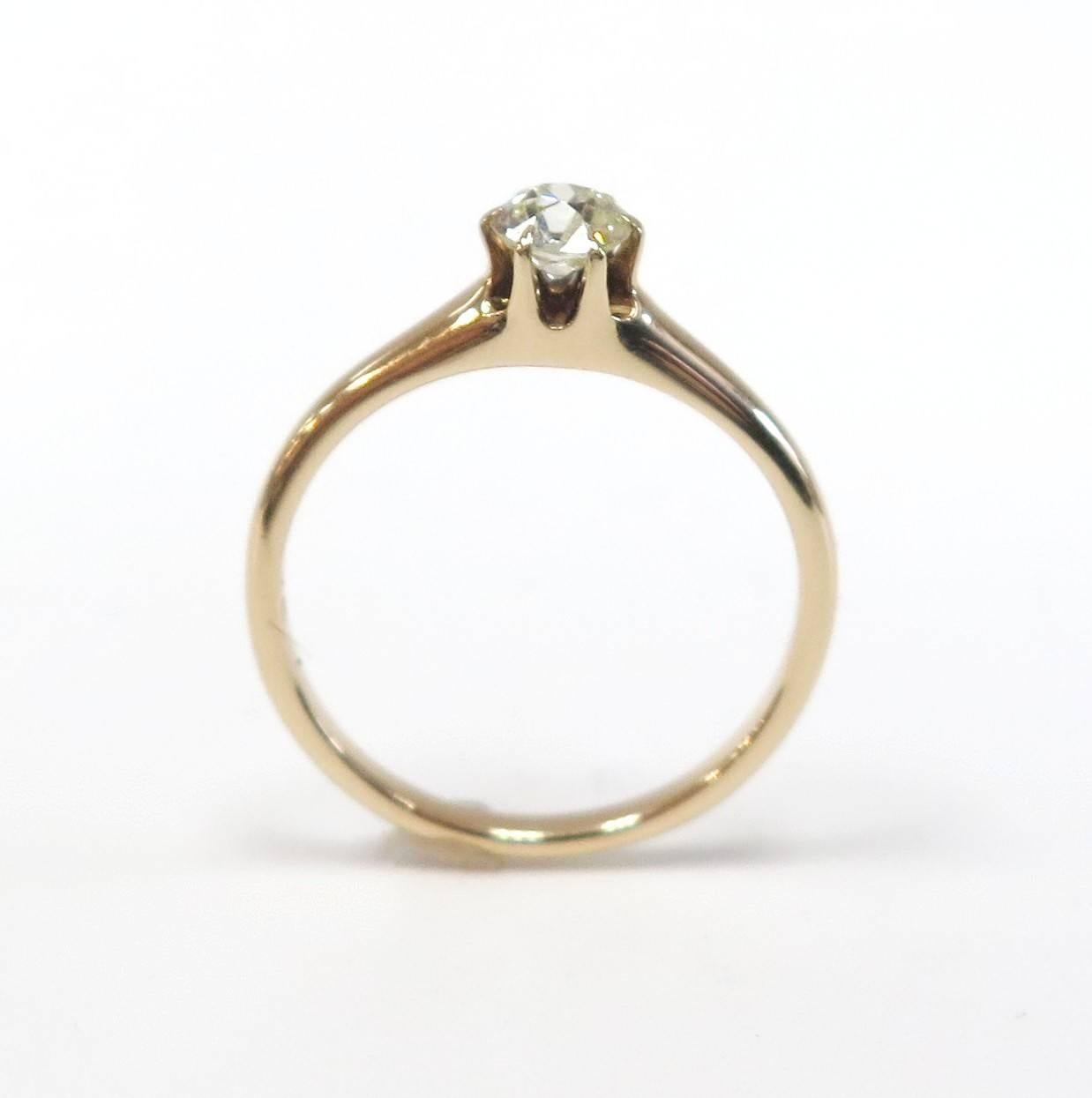 Retro Vintage 1940s Diamond Ring / 14 Karat Rose Gold / 0.34 Carat Old European For Sale