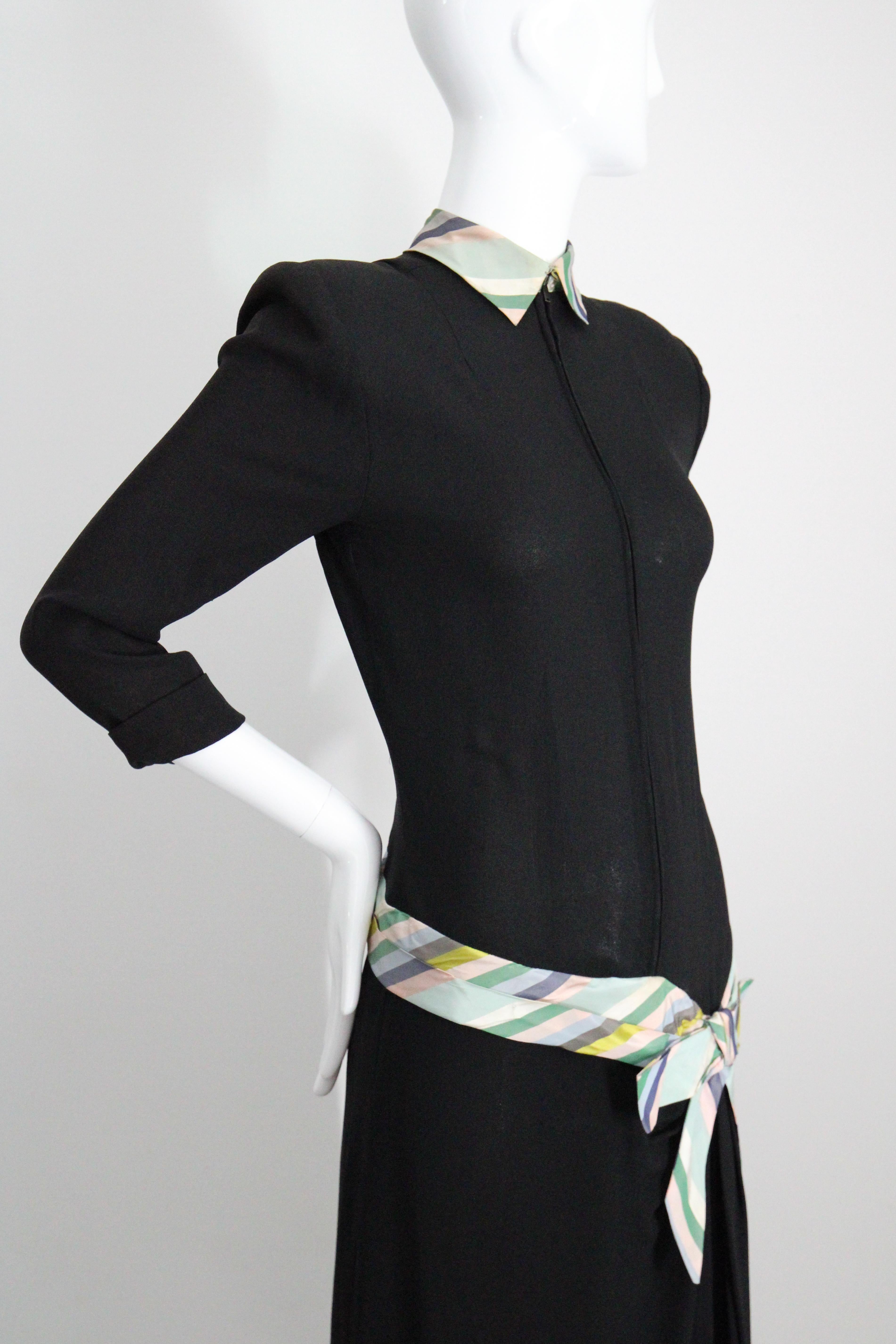 Abito vintage anni '40 in crepe di seta nera a righe pastello con dettaglio a fiocco UK 10 US 6 in vendita 1