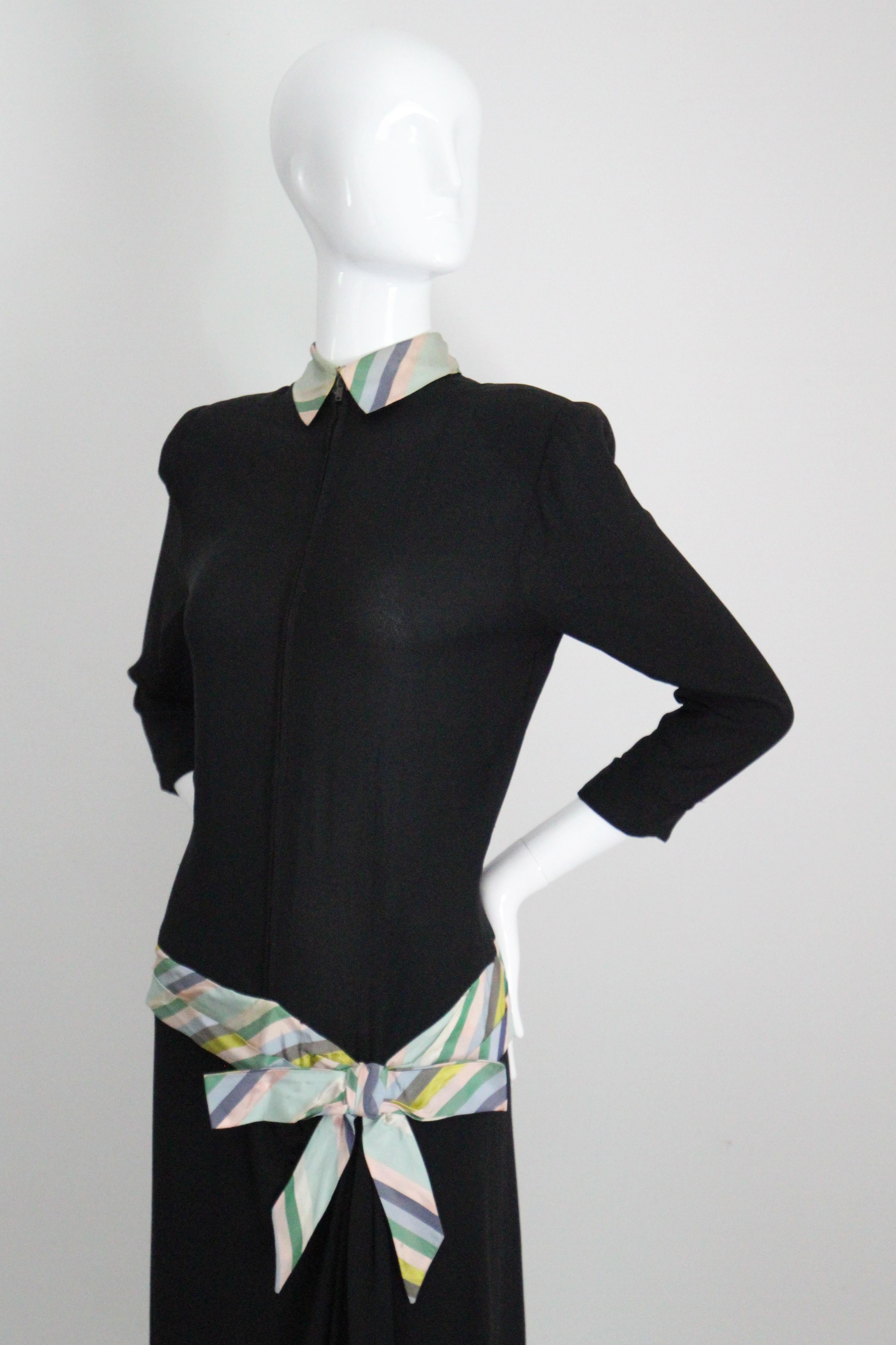 Abito vintage anni '40 in crepe di seta nera a righe pastello con dettaglio a fiocco UK 10 US 6 in vendita 3