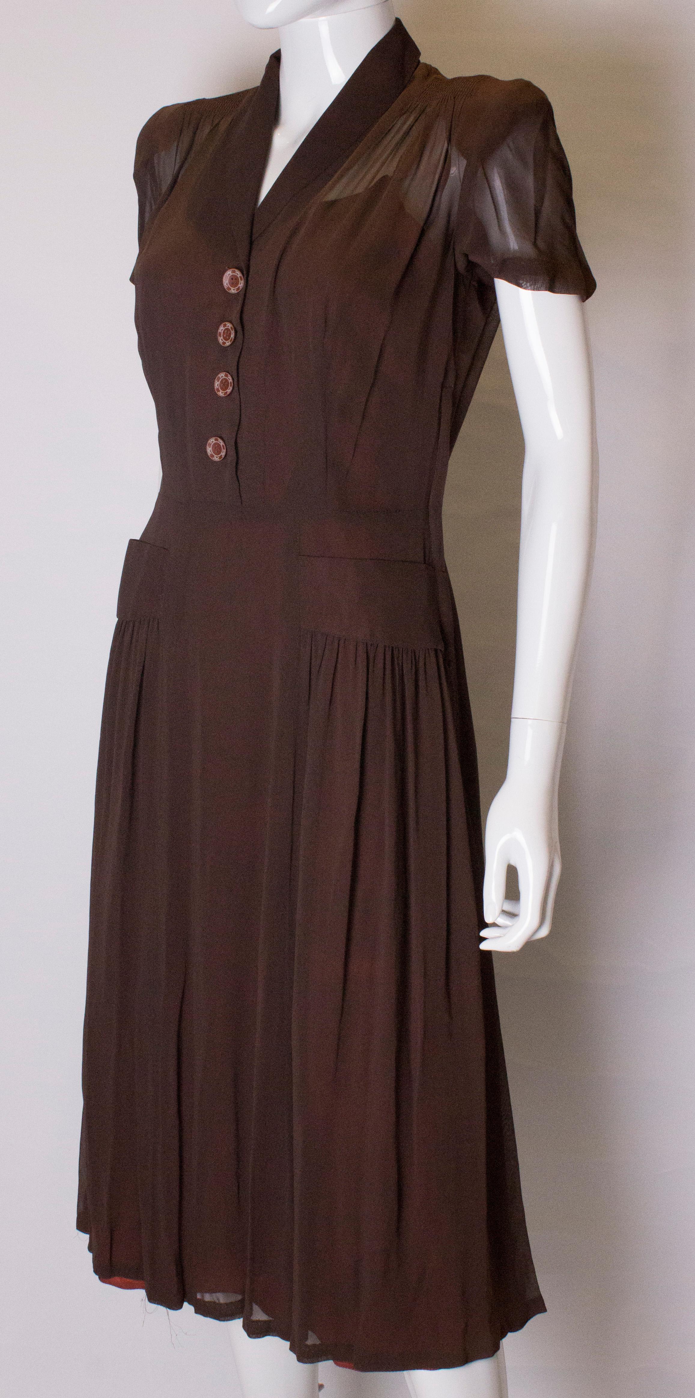 Vintage-Kleid aus den 1940er Jahren im Zustand „Gut“ im Angebot in London, GB