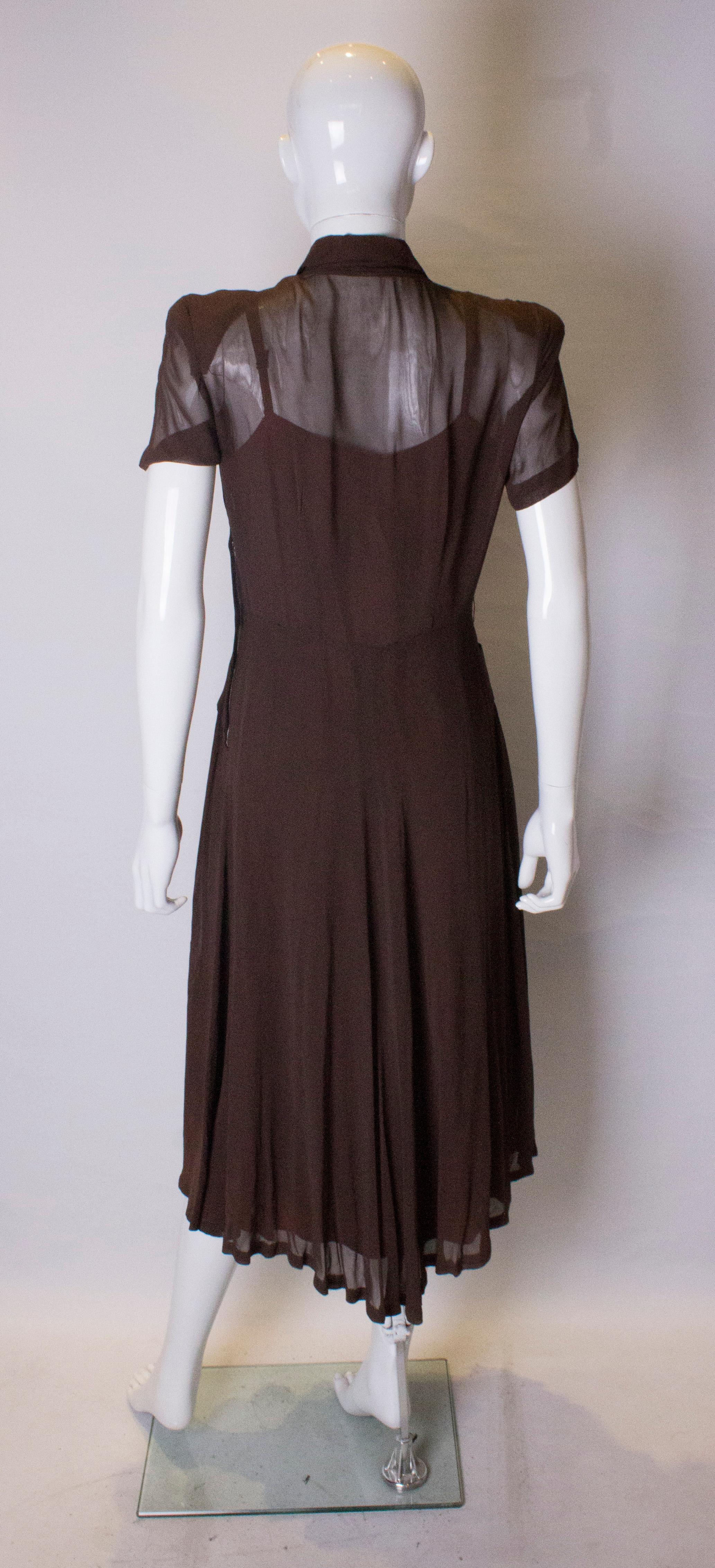 Vintage 1940s Dress In Good Condition For Sale In London, GB