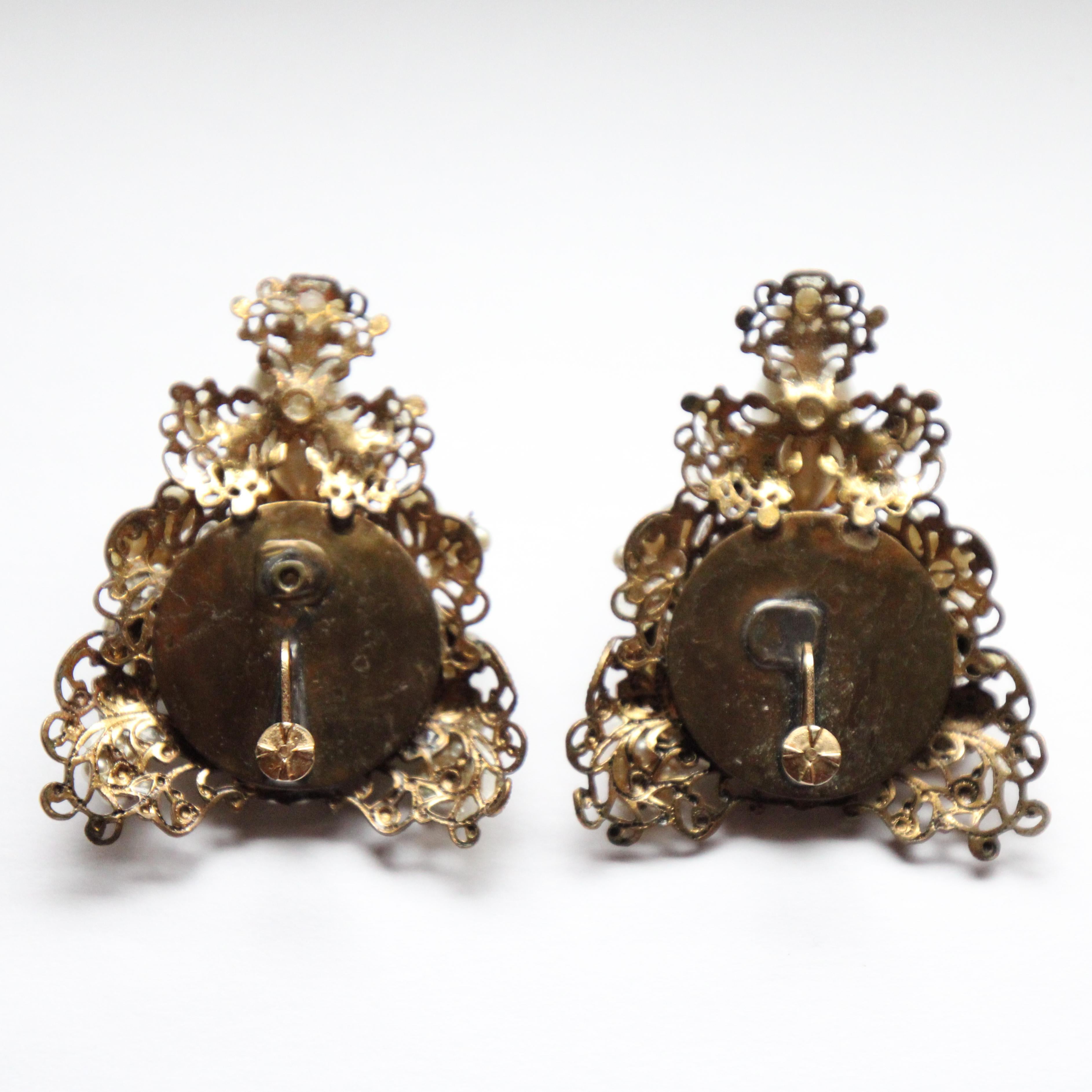 Bead Vintage 1940's Filigree Pearl and rhinestone screw back earrings 1940s earrings