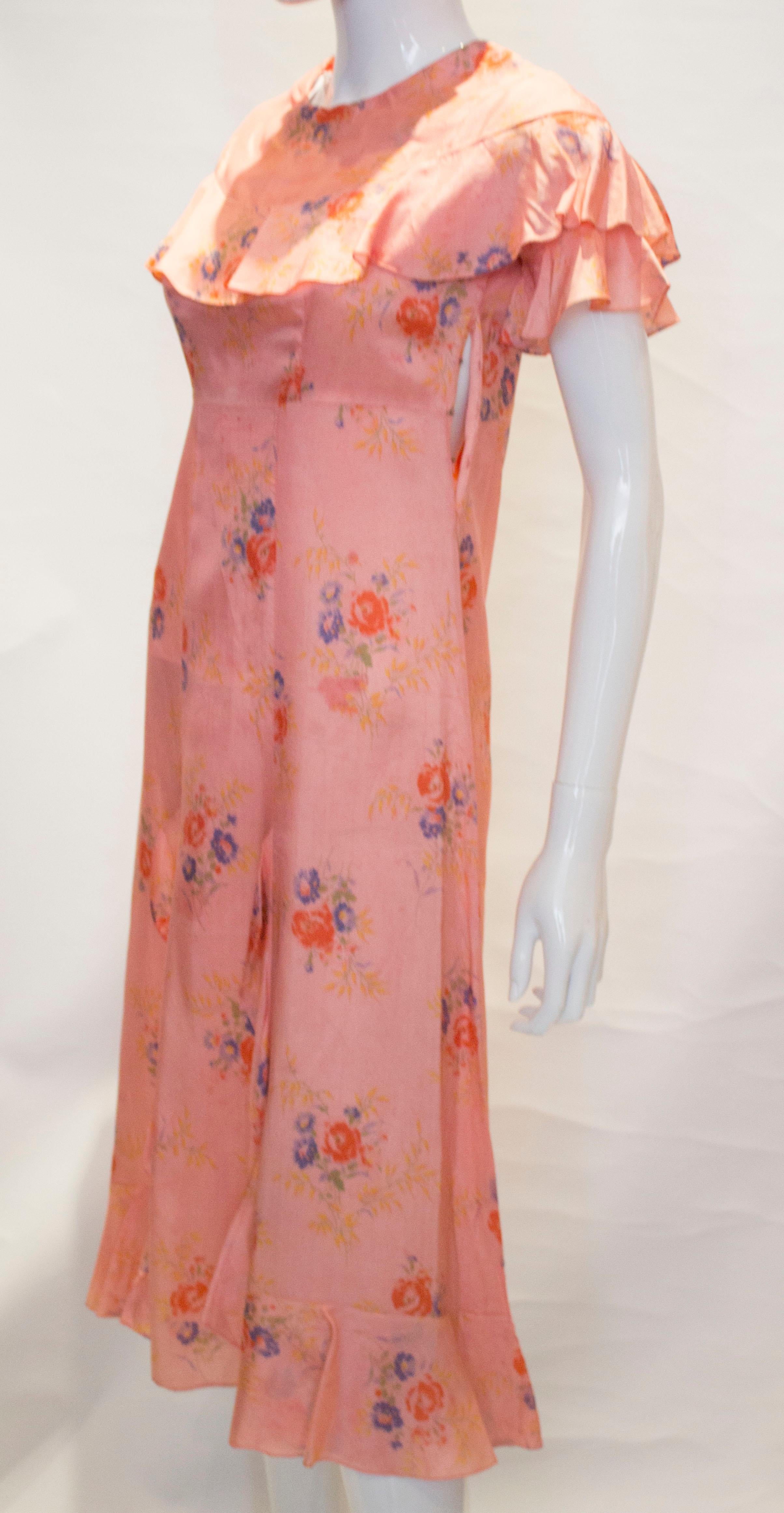 Vintage 1940s Floral Dress In Good Condition In London, GB