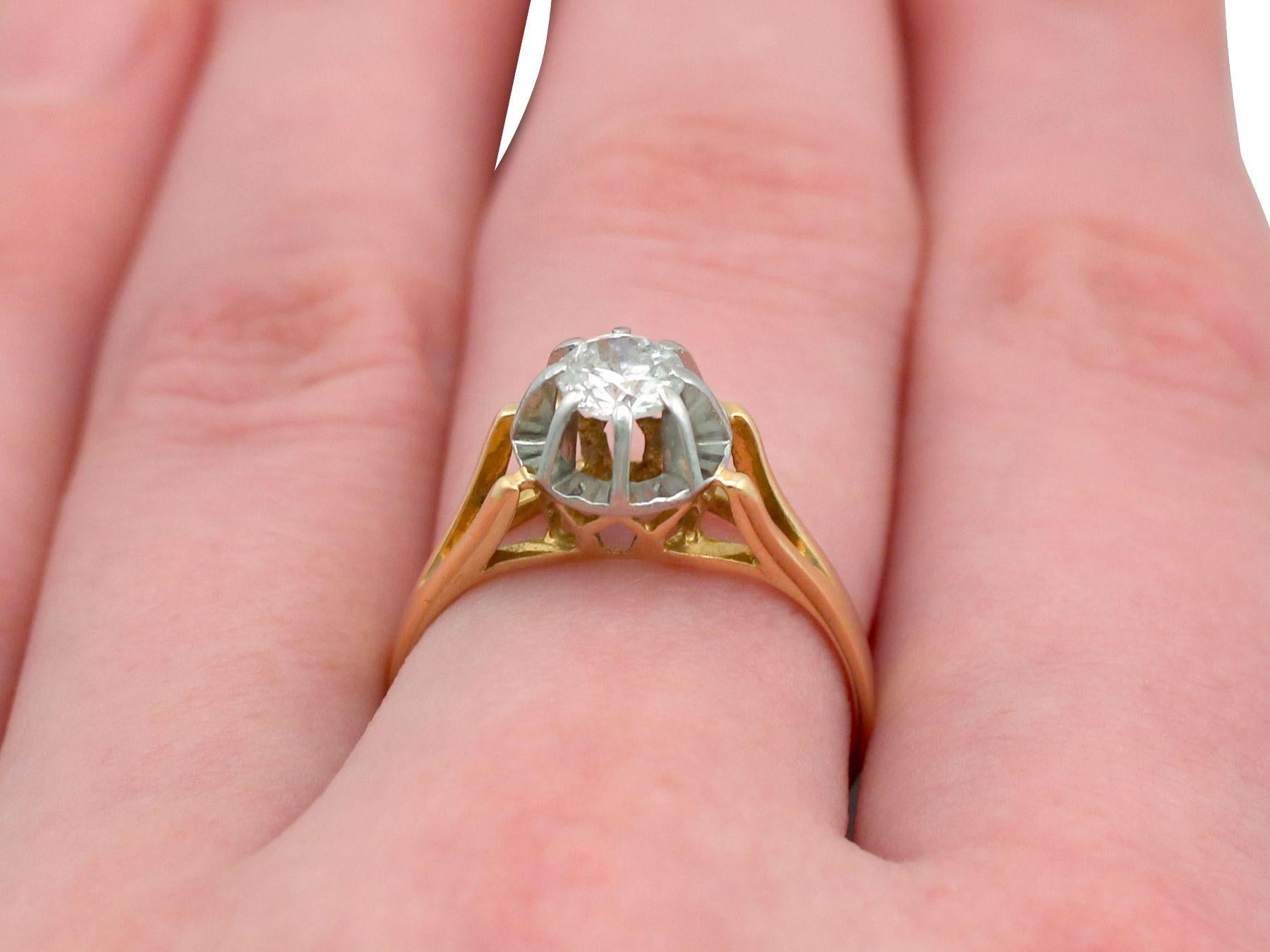 Vintage 1940s French Diamond and Yellow Gold Solitaire Ring For Sale 2