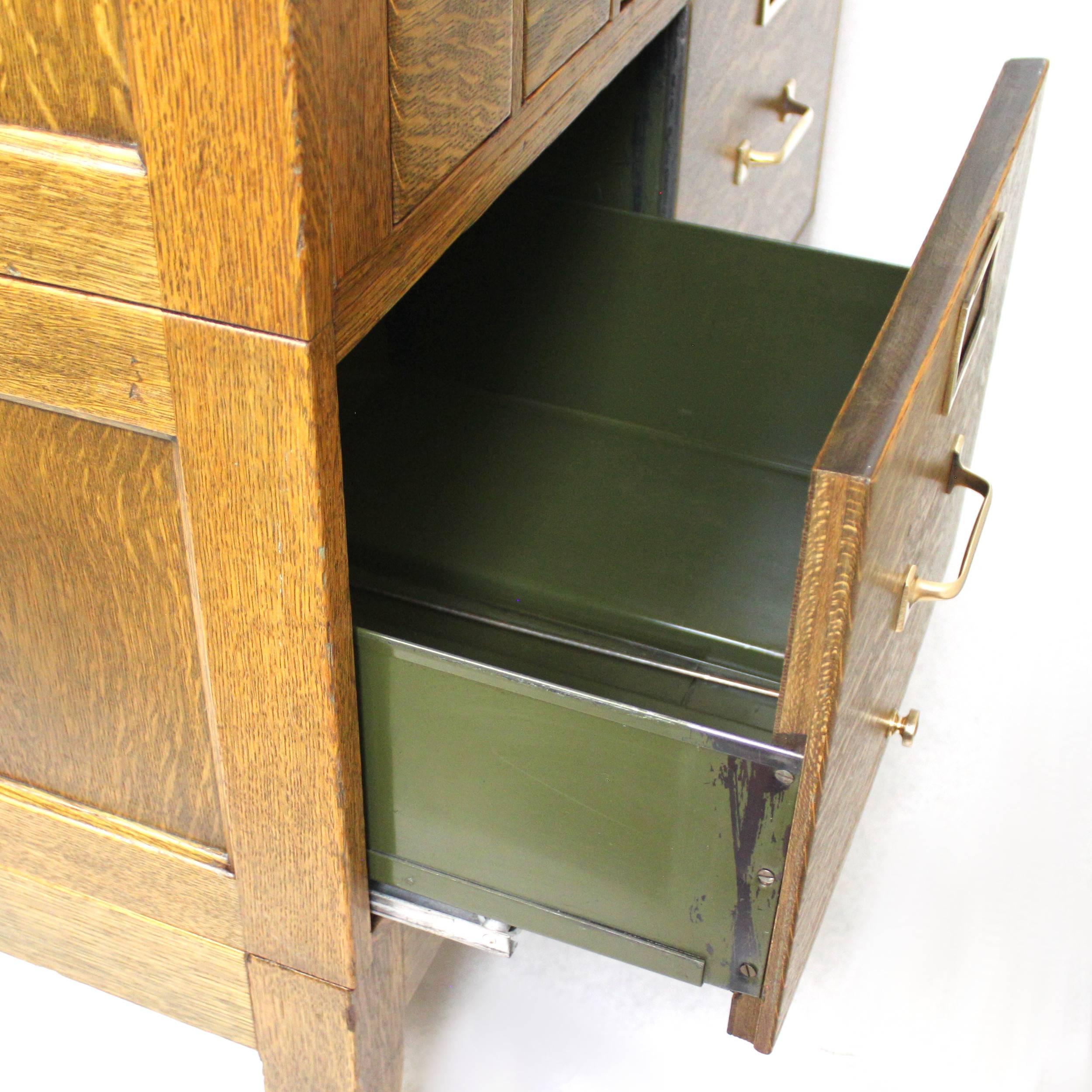 Vintage 1940s Globe Wernicke Tiger Oak and Brass Post Office File Cabinet In Excellent Condition In Lafayette, IN