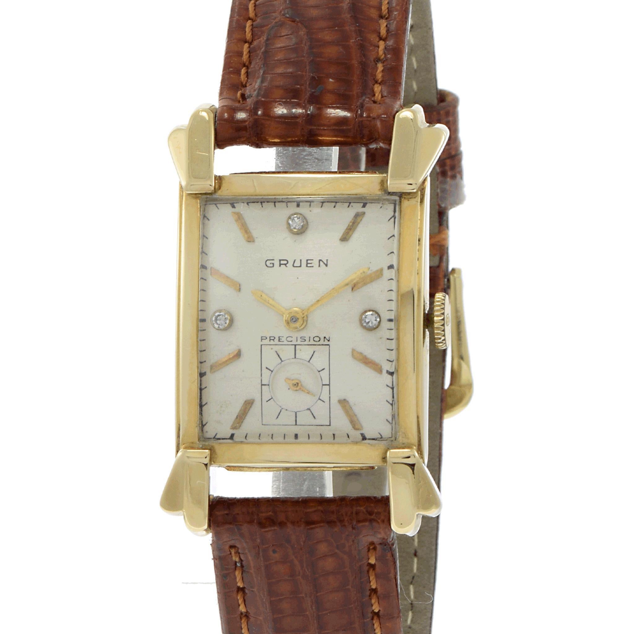 Art Deco Vintage 1940s Gruen 14K Yellow Gold Tank Style Watch For Sale