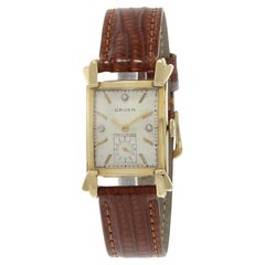 Vintage 1940s Gruen 14K Yellow Gold Tank Style Watch