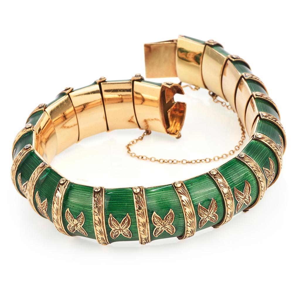 Women's or Men's Vintage 1940's Italian  Green Enamel 18k Gold Snake Bracelet For Sale