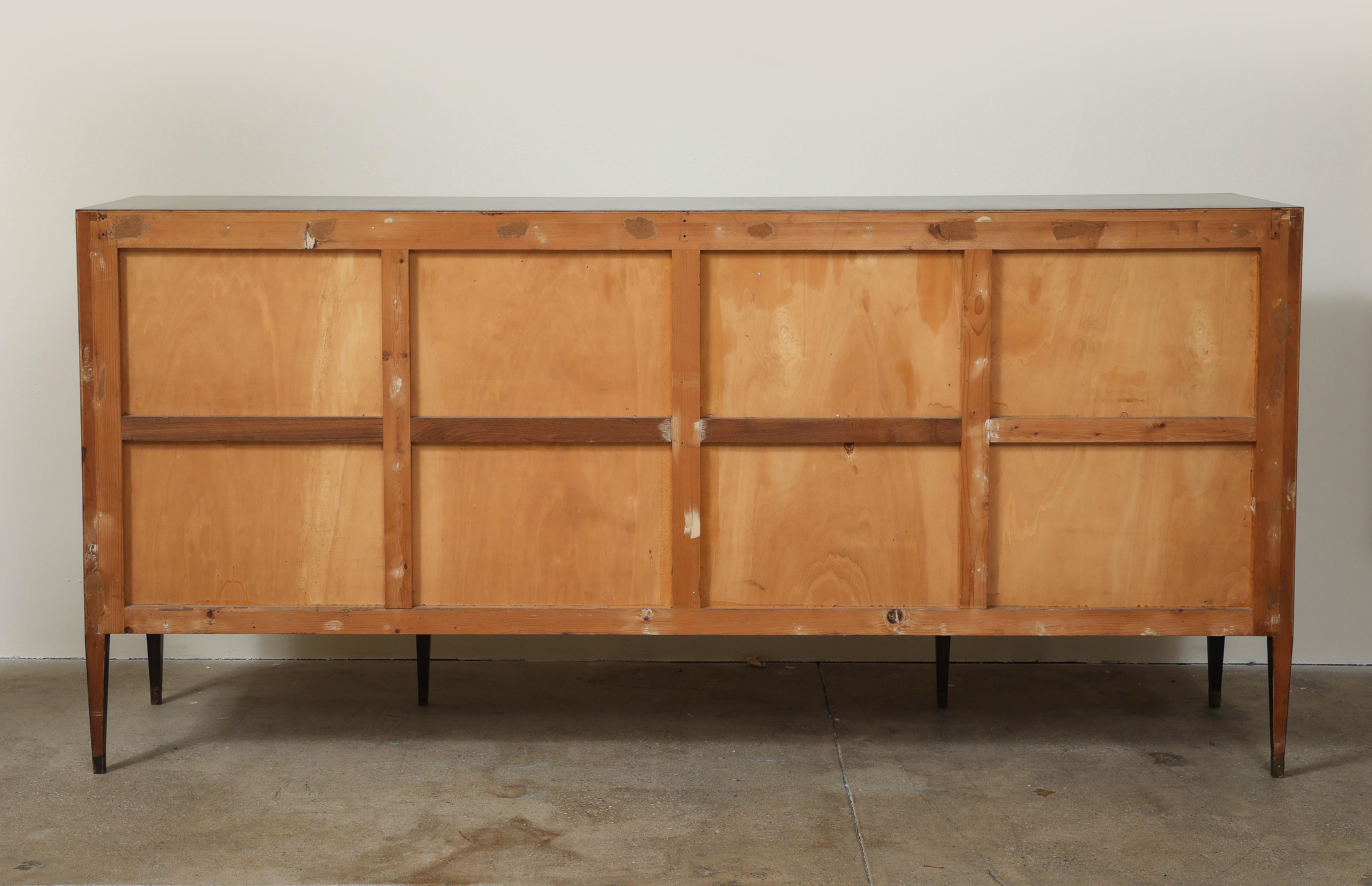 Vintage 1940er Italienisches Sideboard aus Palisander und Pergament mit Messinggriffen im Angebot 11