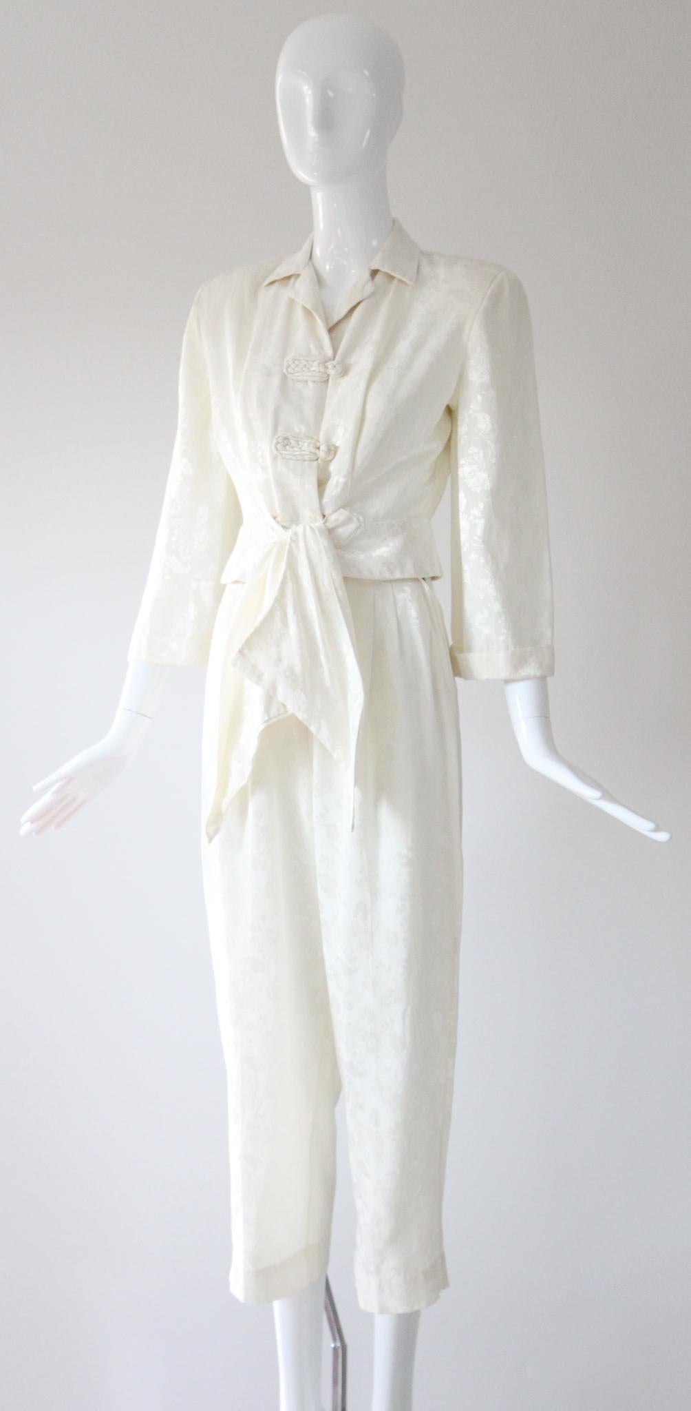 Vintage 1940's Ivory Silk Brocade Loungewear Set 1940's Silk Suit UK 4 US 0 en vente 2