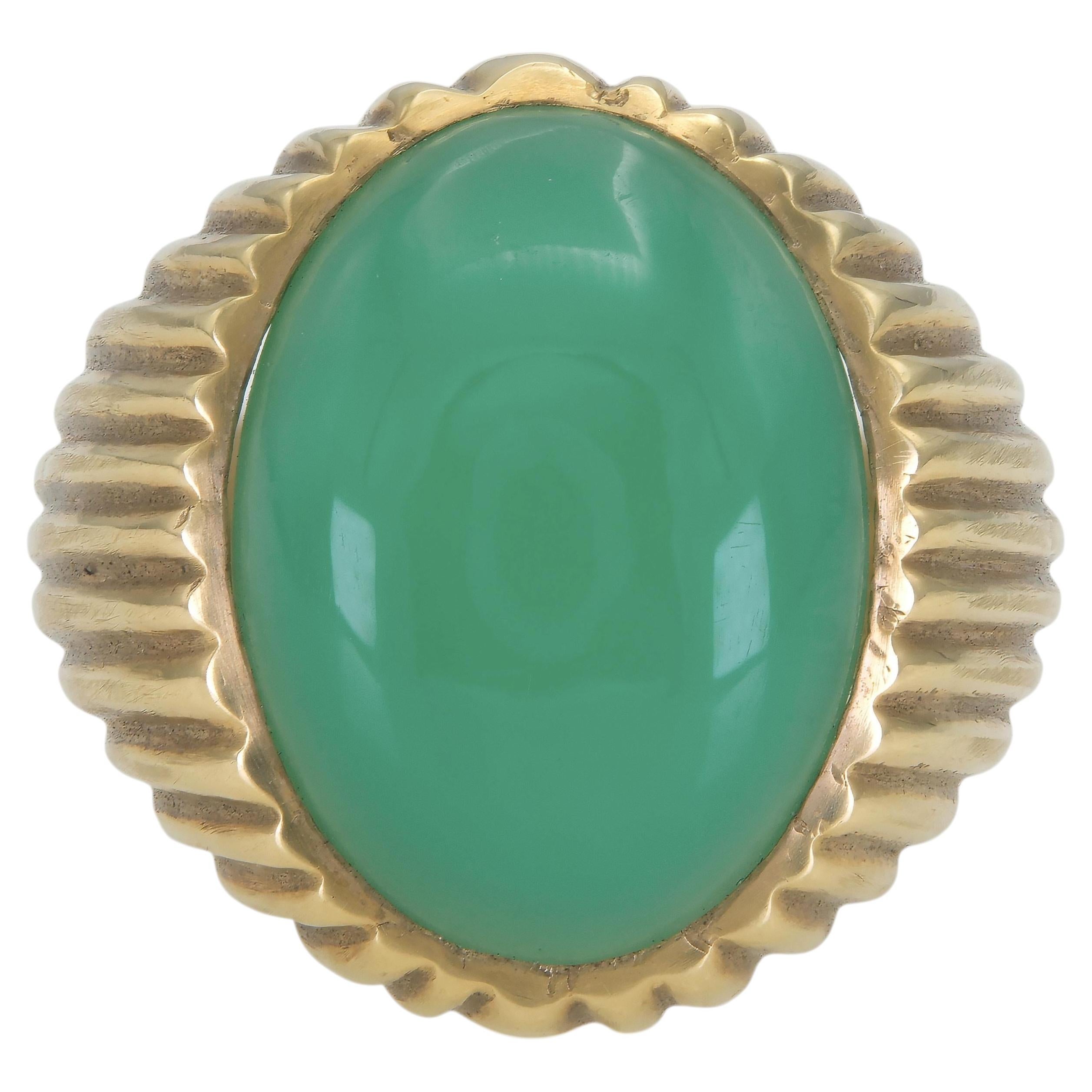 Vintage 1940s Jade and Gold Ring