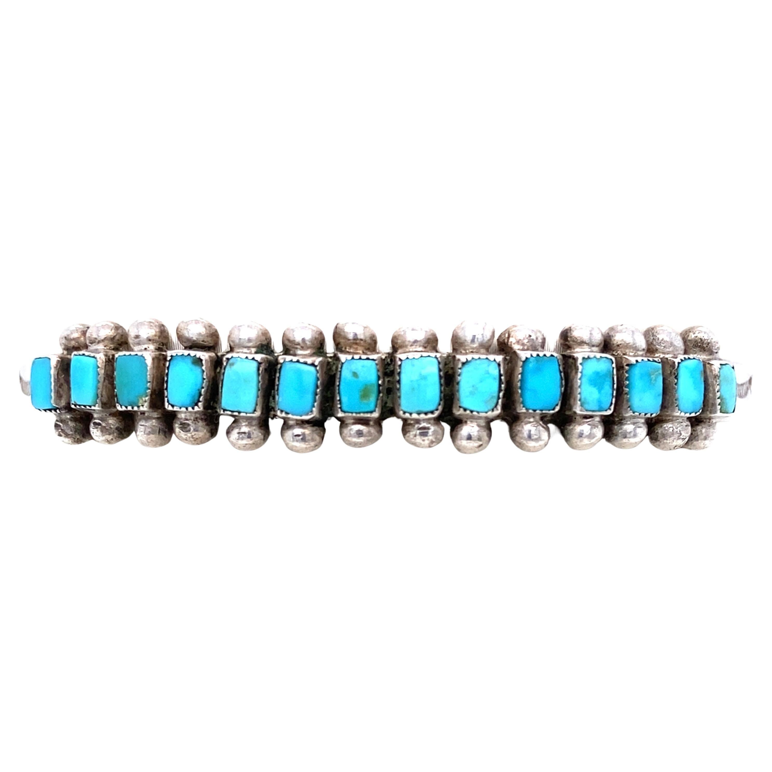 Vintage 1940s Navajo Sterling Silver Zuni Turquoise Cuff Bracelet en vente