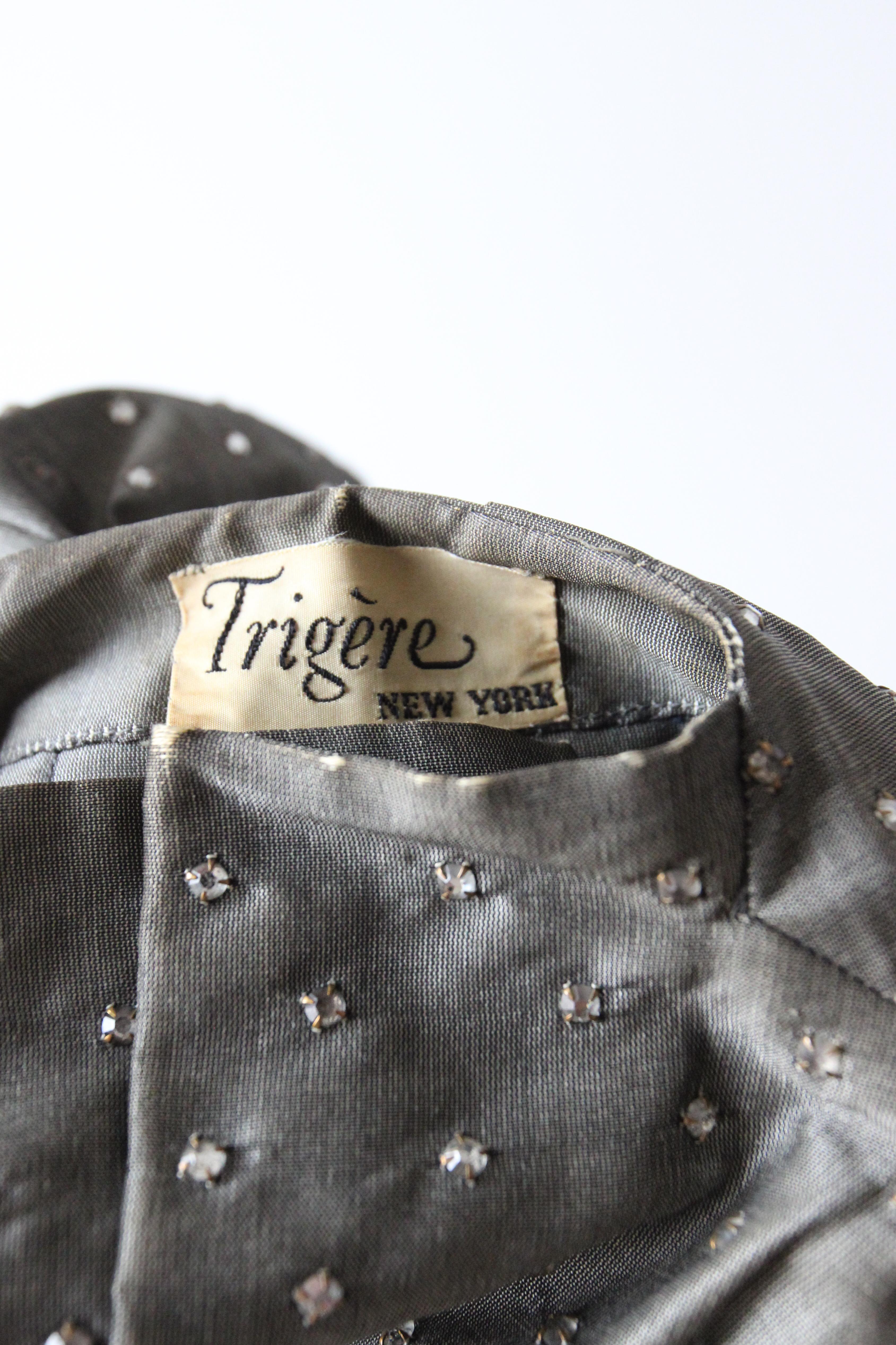 Vintage 1940's Pauline Trigère Grey Silk Rhinestone Embellished Dress UK 8 US 4 For Sale 3