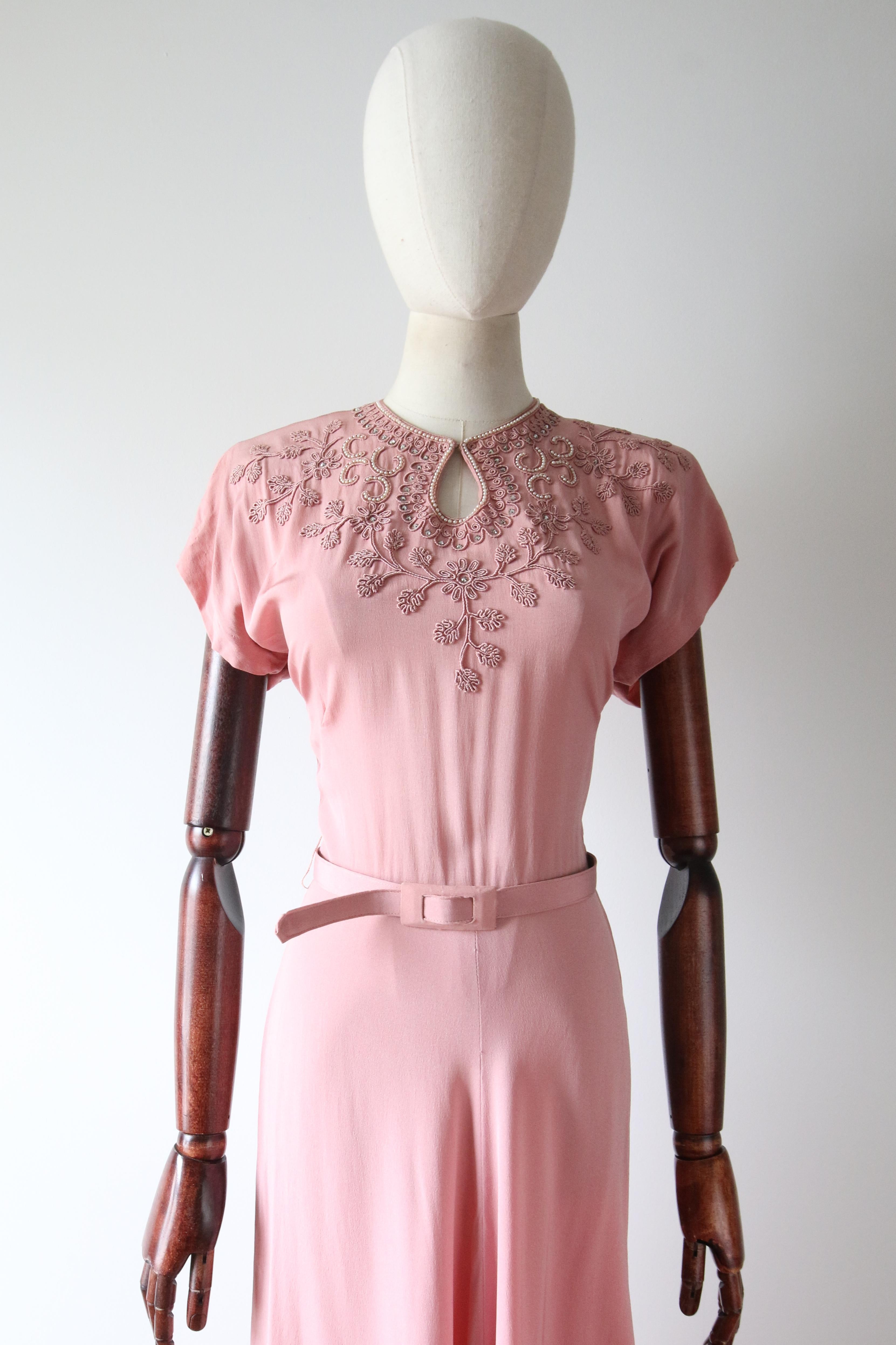Women's Vintage 1940's Pink Silk Evening Dress Beaded Pearl Floral Dress UK 8 Us 4 For Sale