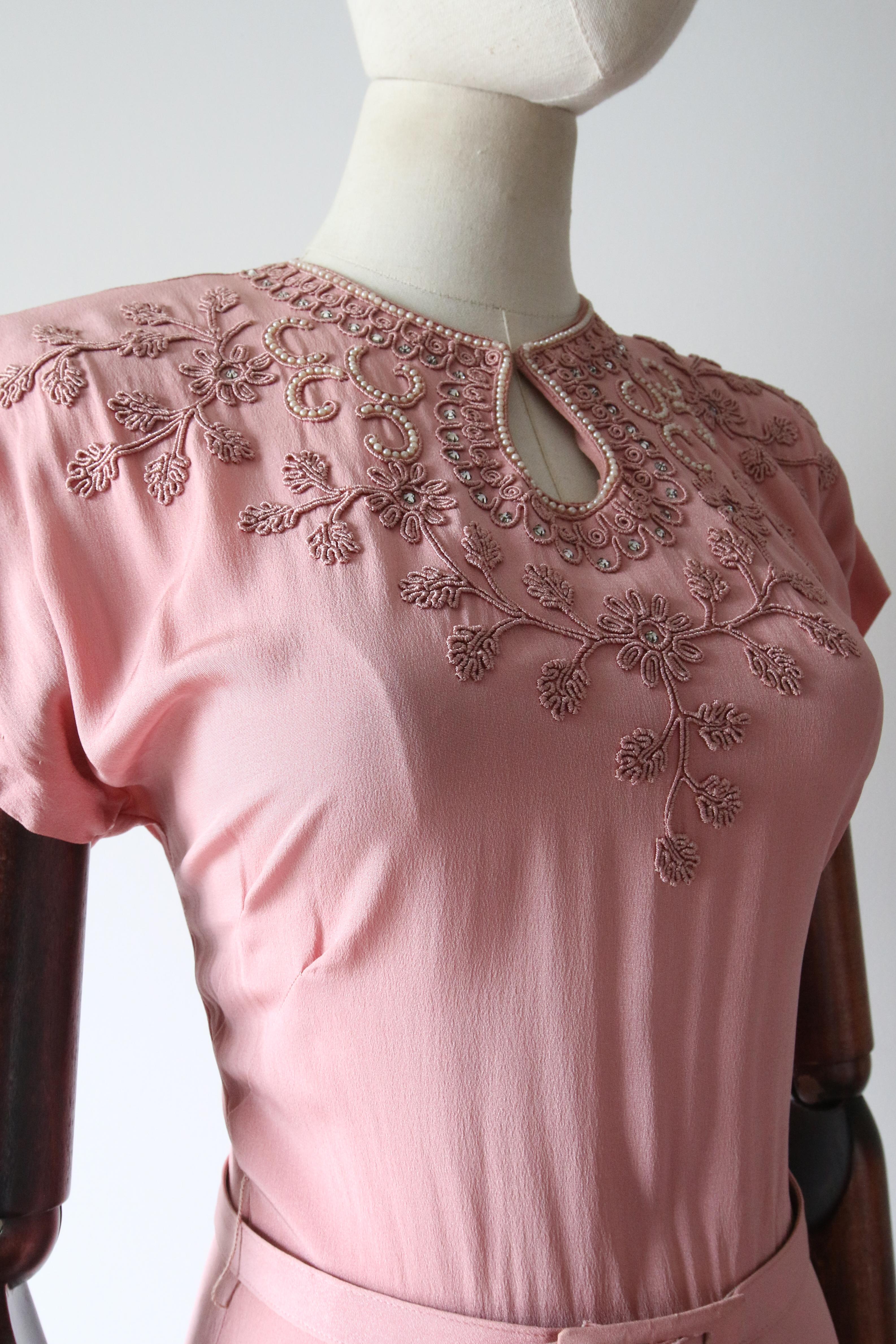 Vintage 1940's Pink Silk Evening Dress Beaded Pearl Floral Dress UK 8 Us 4 For Sale 2