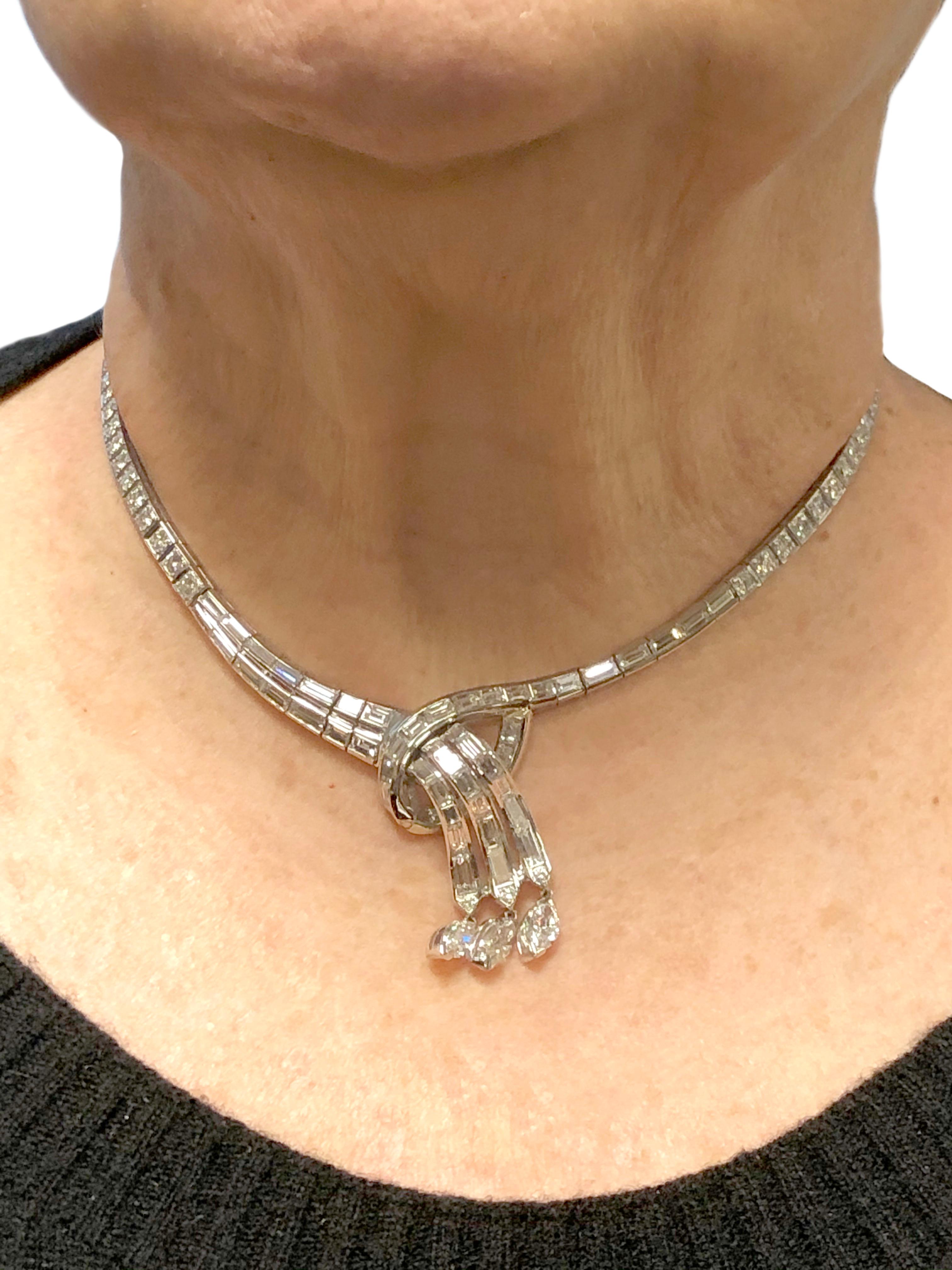 Vintage 1940s Platinum and Diamond Necklace In Excellent Condition For Sale In Chicago, IL