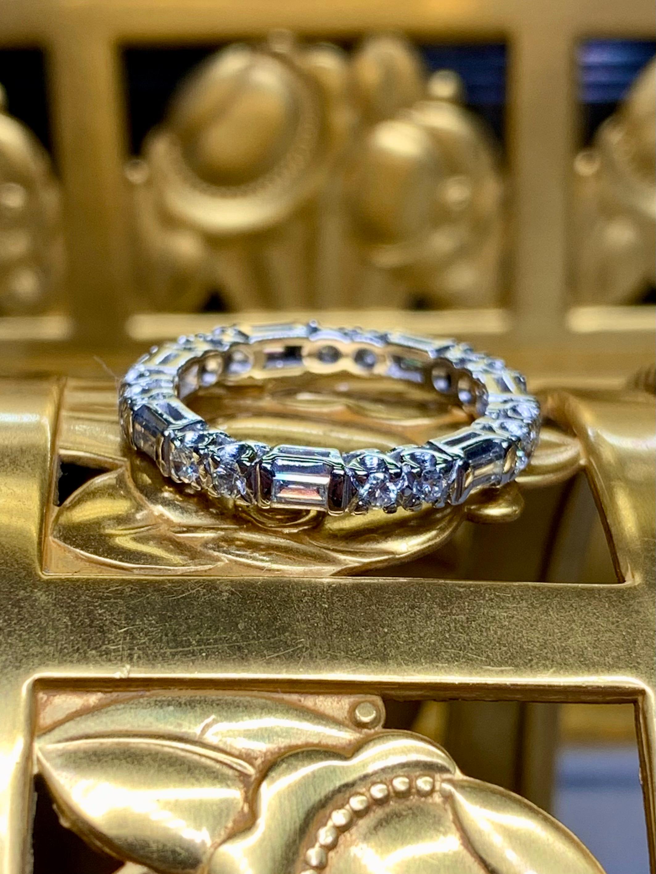 Round Cut Vintage 1940’s Platinum Baguette Round Diamond Eternity Band 2.70mm Sz 6.5 For Sale