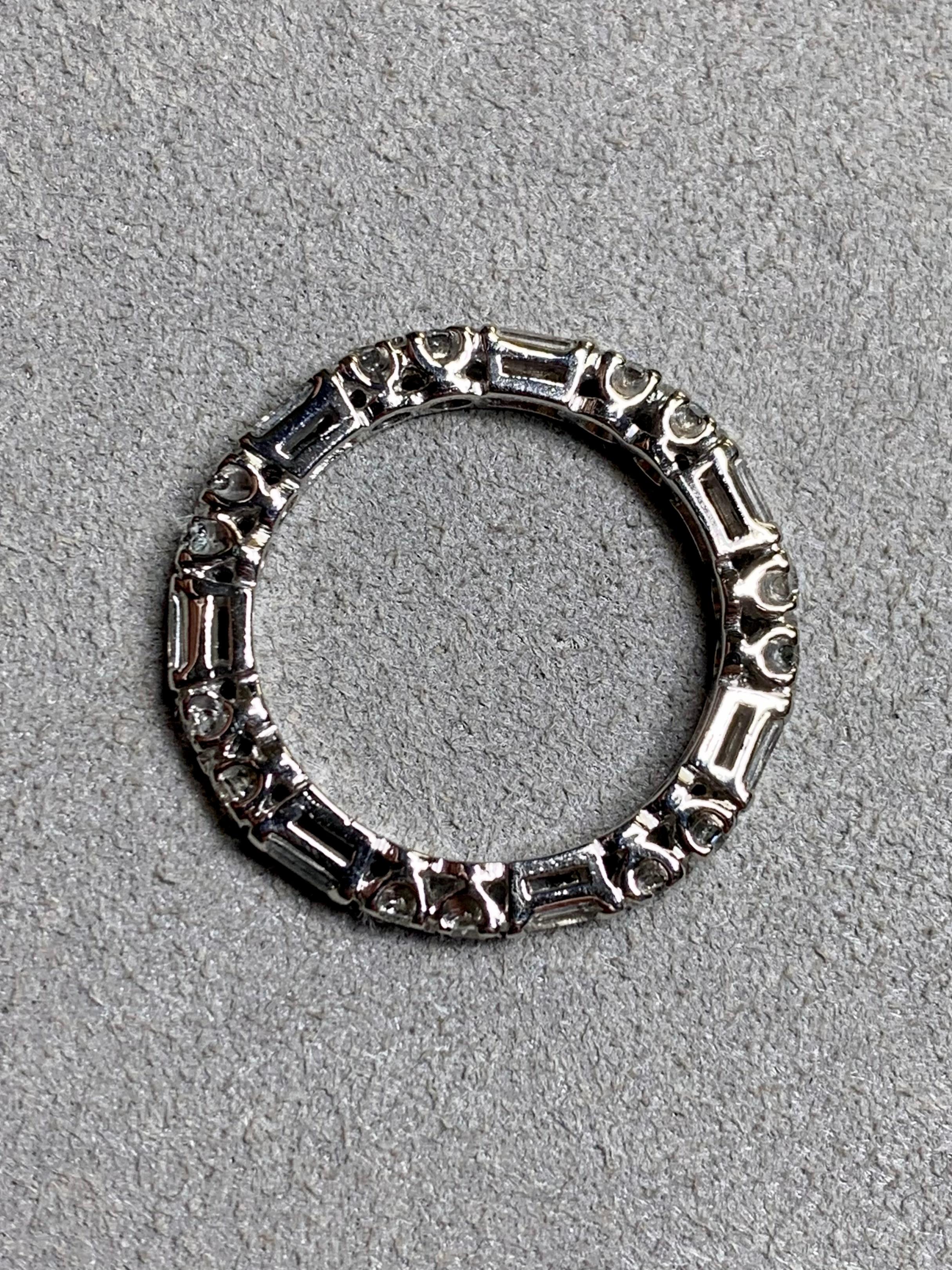 Women's or Men's Vintage 1940’s Platinum Baguette Round Diamond Eternity Band 2.70mm Sz 6.5 For Sale