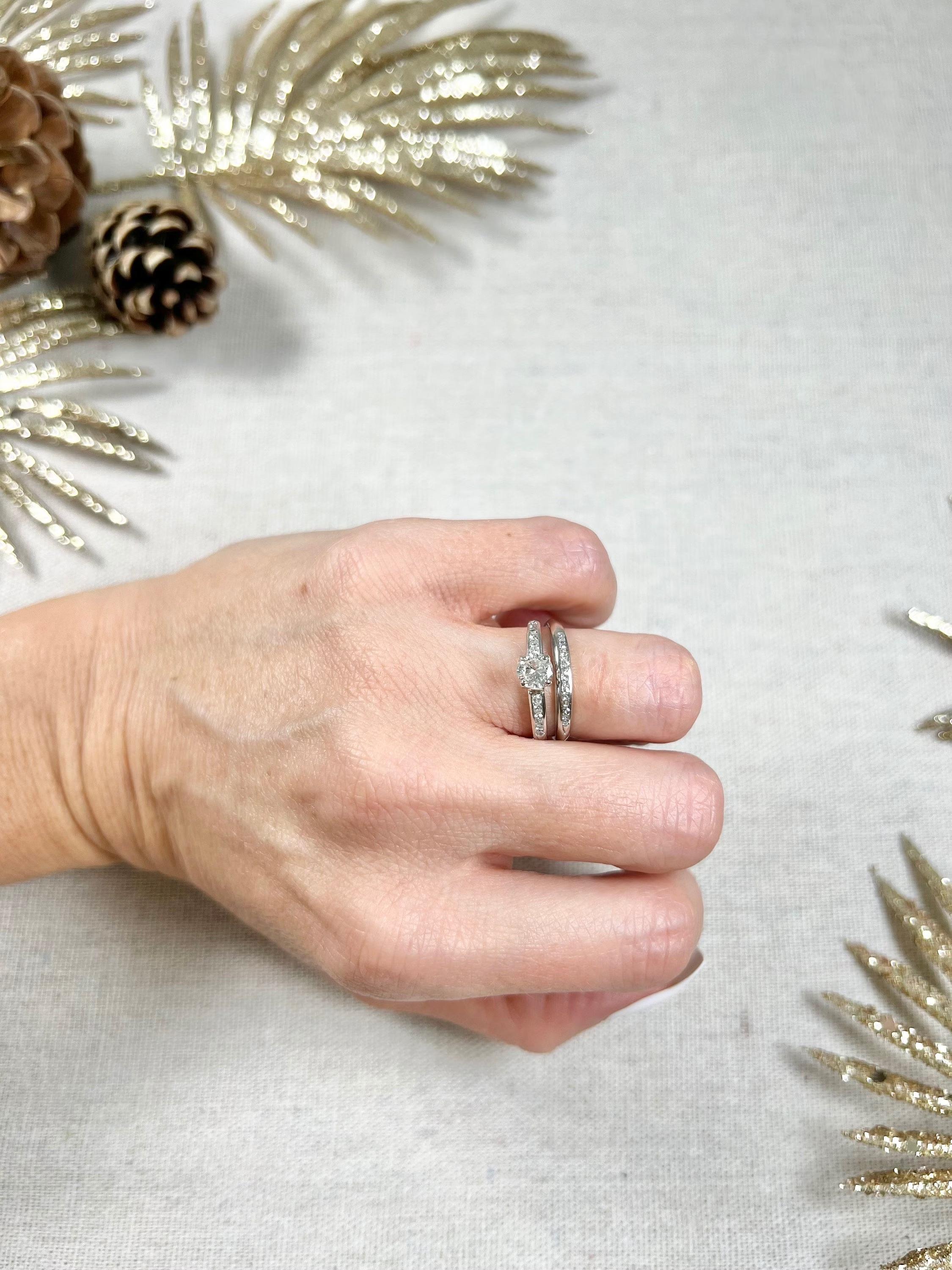 Anillo de compromiso y alianza de platino de la década de 1940 en Bueno estado para la venta en Brighton, GB