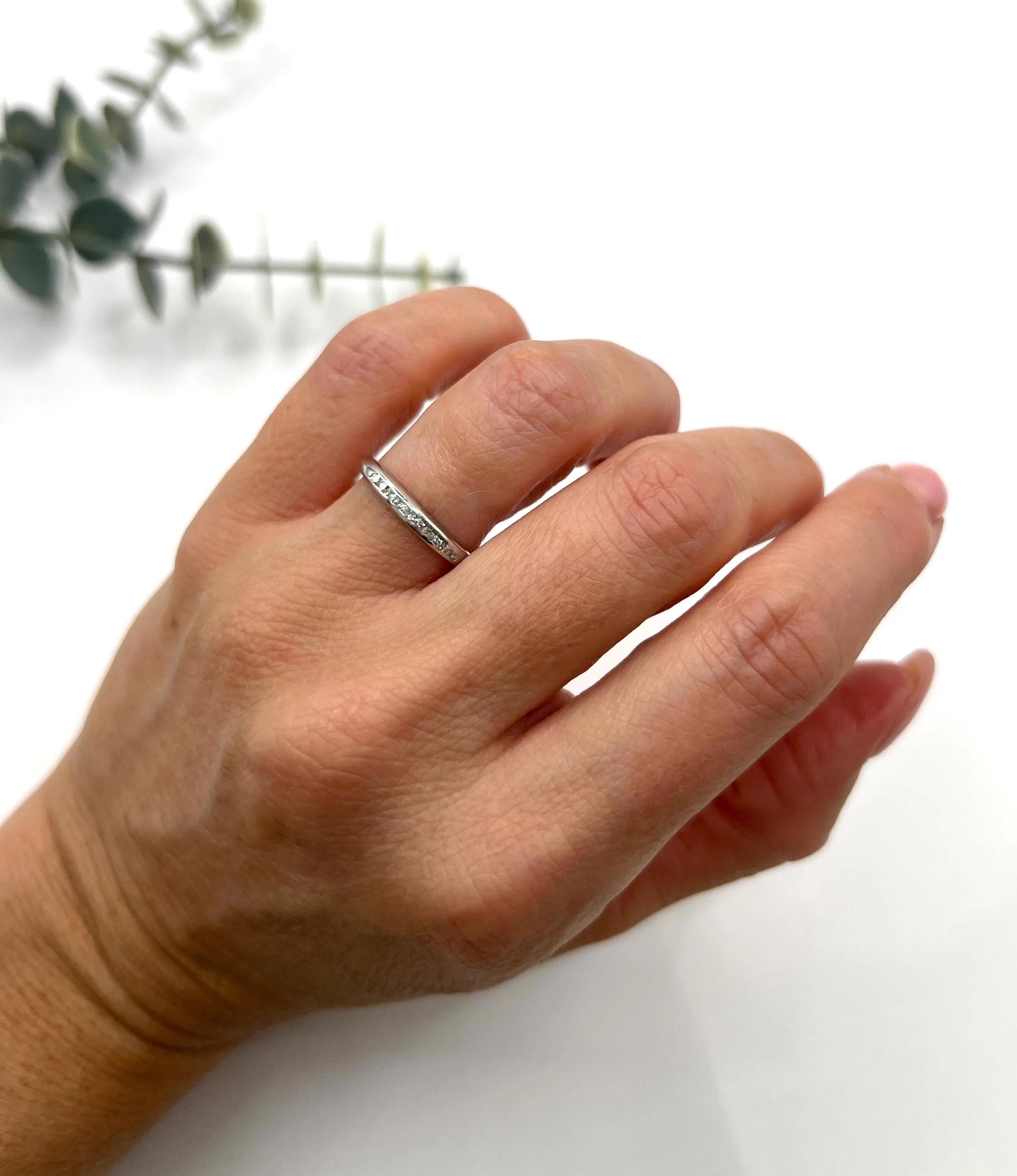 Anillo de boda vintage de platino con diamantes de los años 40 en Bueno estado para la venta en Brighton, GB