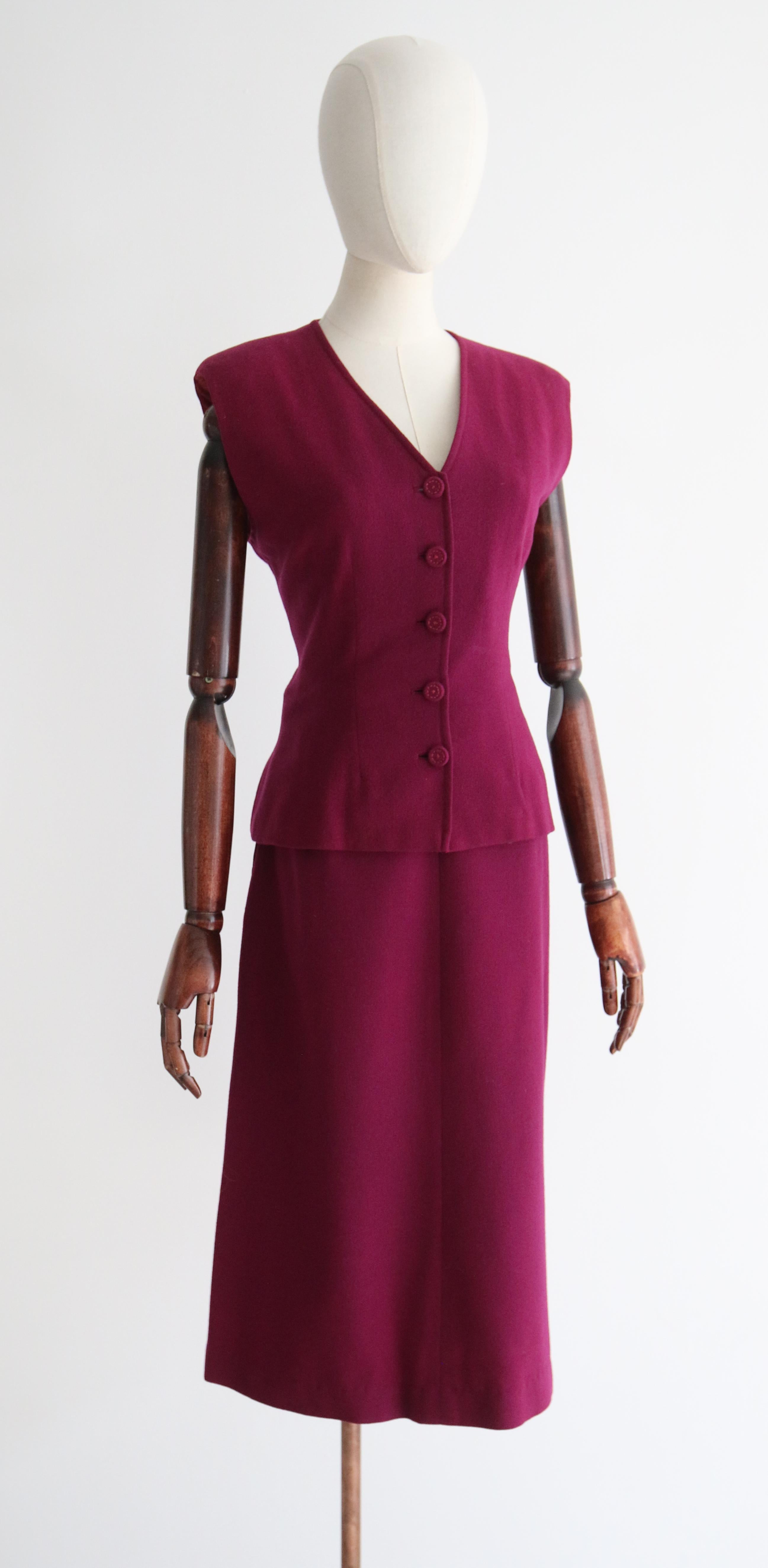 Costume en laine prune vintage des années 1940, taille UK 10-12 US 6-8 en vente 9