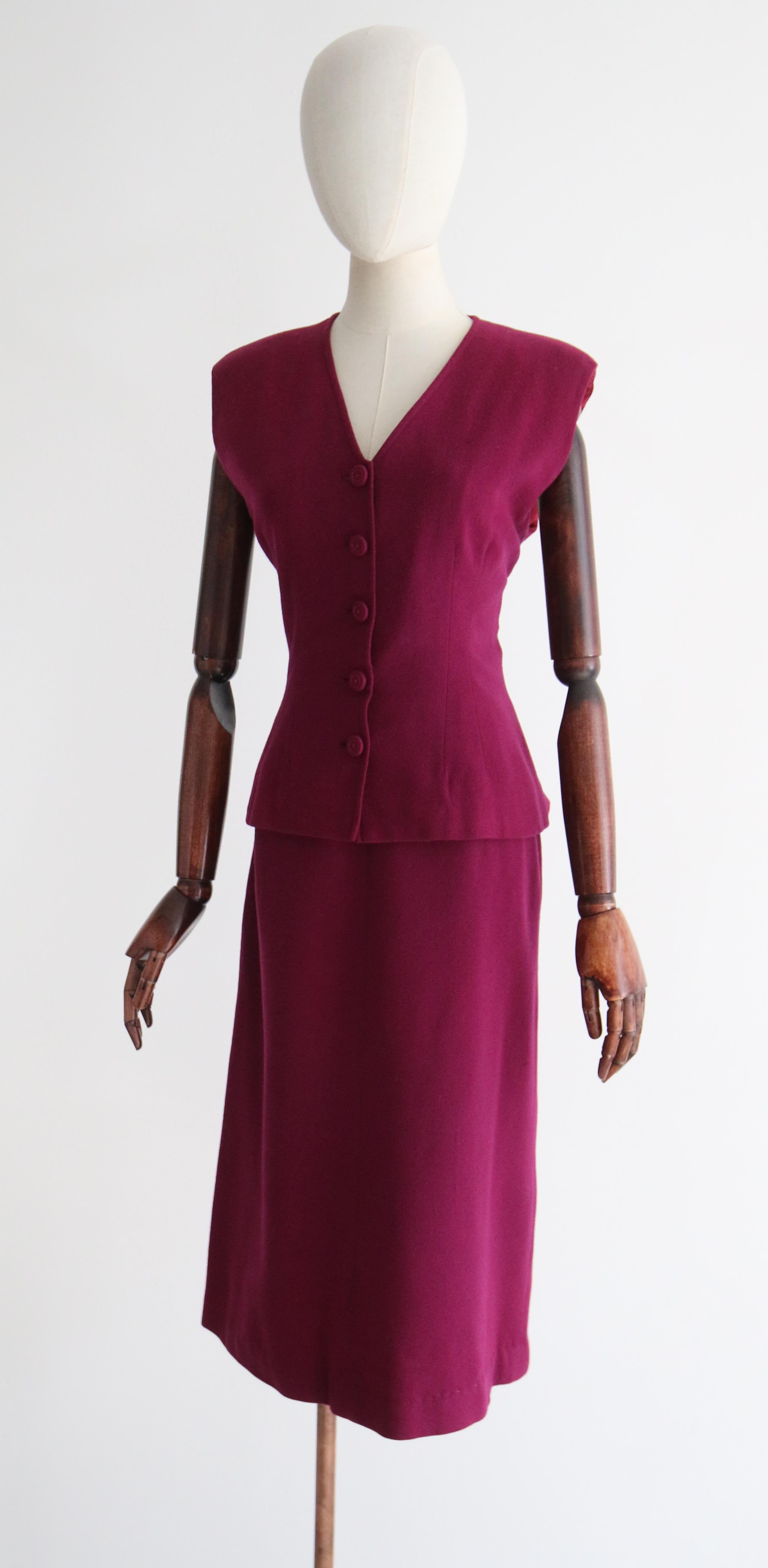 Costume en laine prune vintage des années 1940, taille UK 10-12 US 6-8 en vente 11