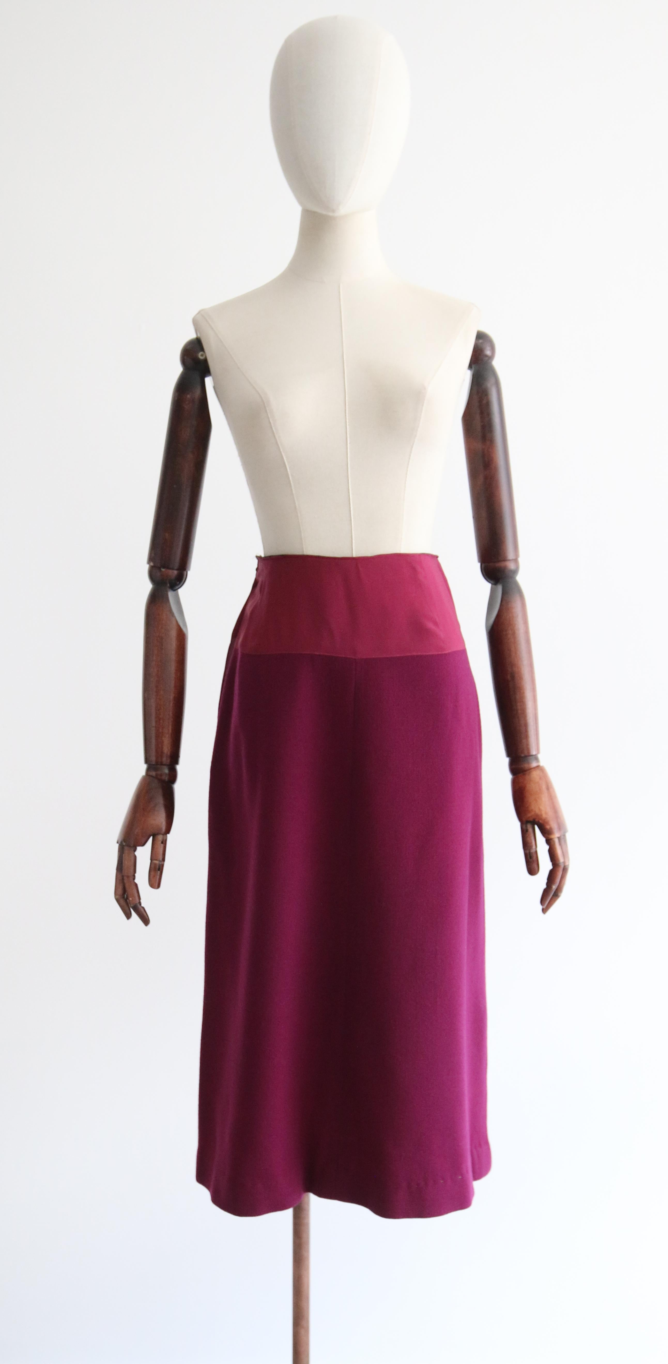 Costume en laine prune vintage des années 1940, taille UK 10-12 US 6-8 en vente 3