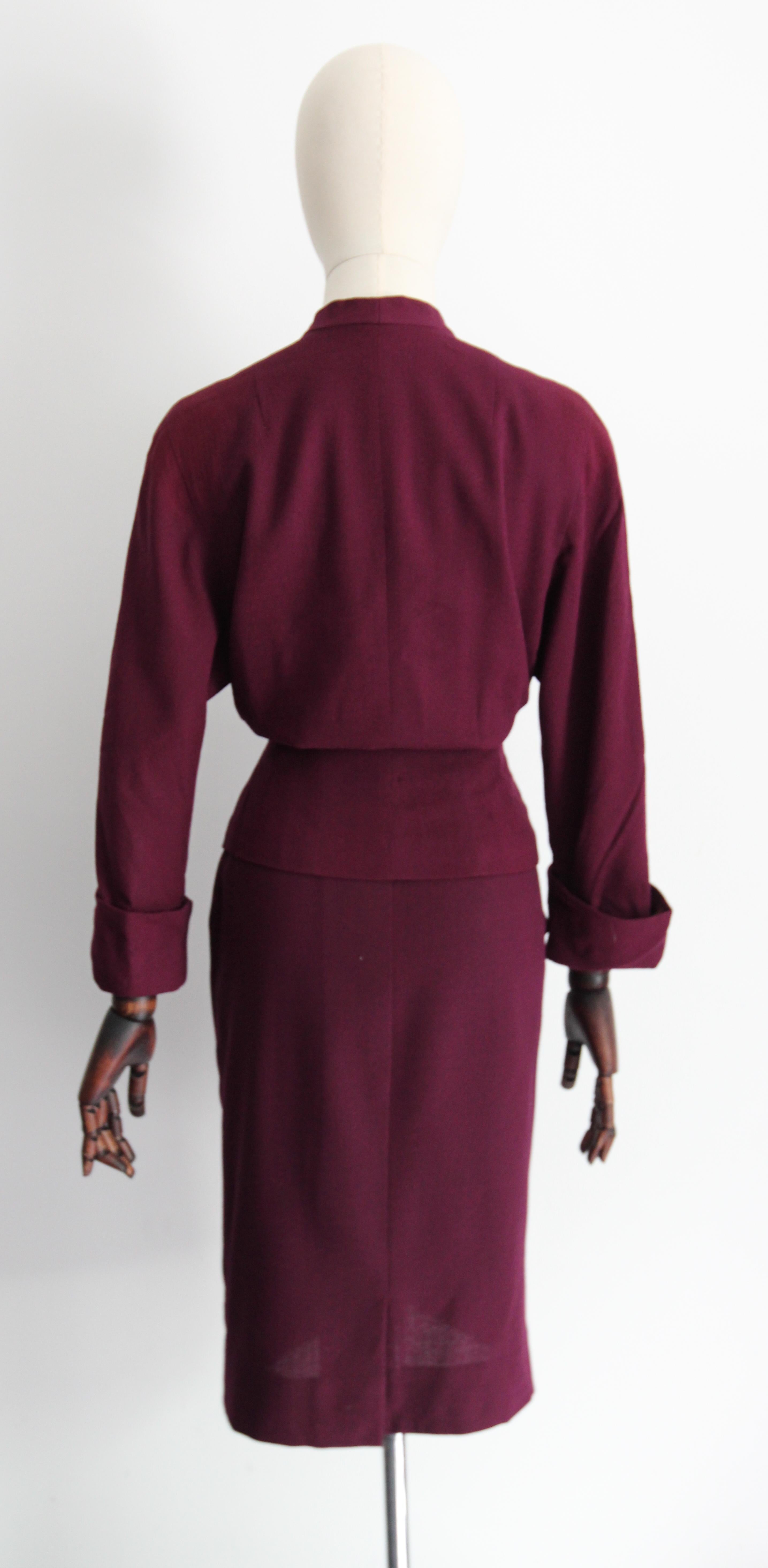 Vintage 1940's plum wool crepe skirt suit tailored burgundy suit UK 8-10 US 4-6 For Sale 4