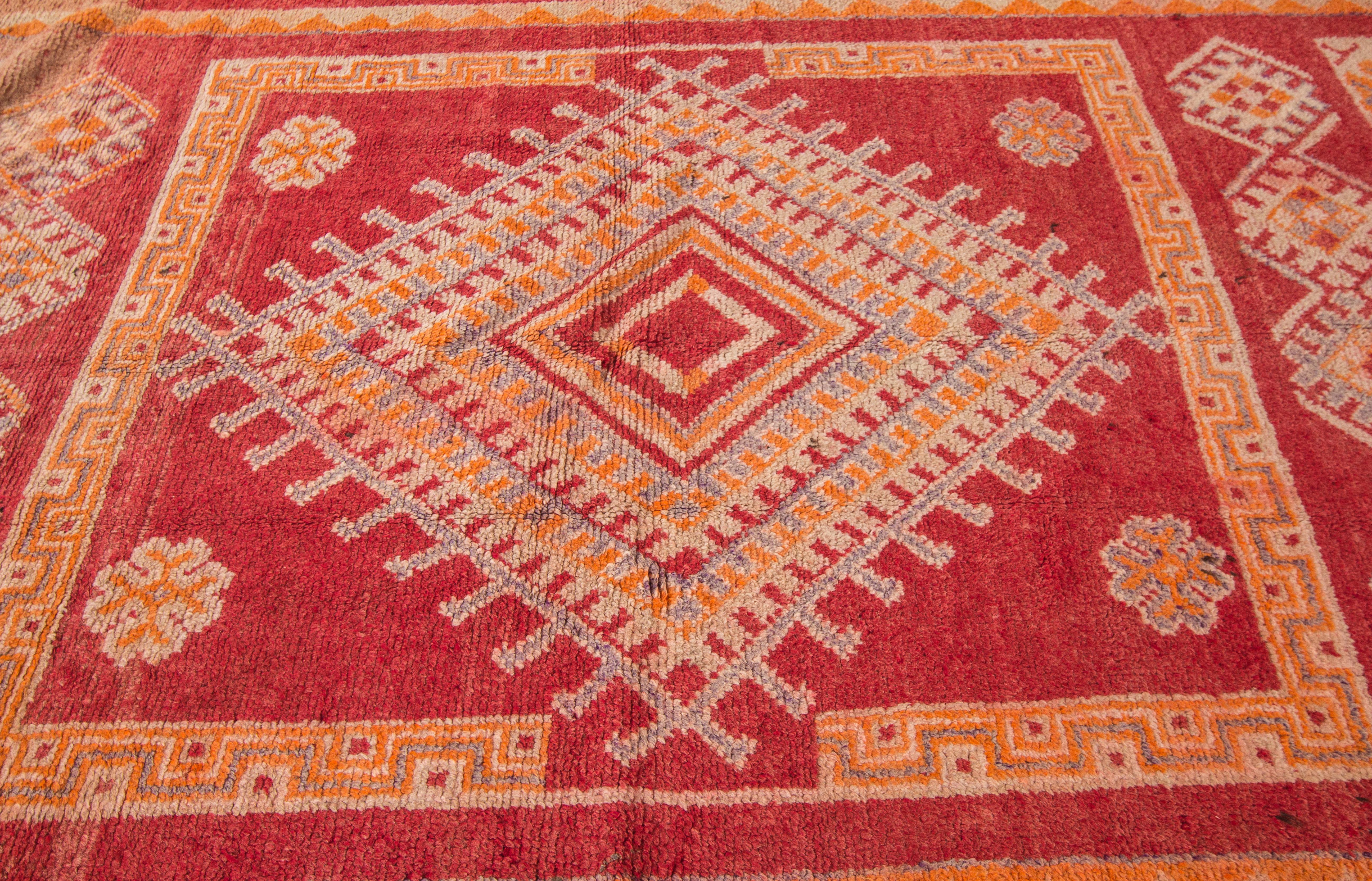 Vintage 1940s Red and Orange Moroccan Rug, 5.10x13.02 In Excellent Condition For Sale In Norwalk, CT