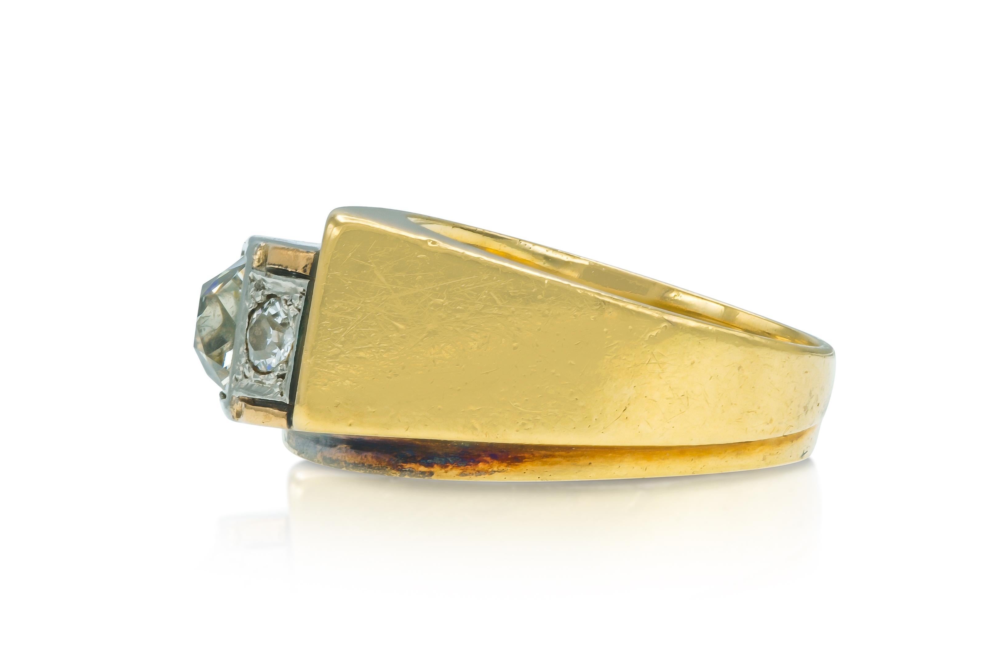 Vintage 1940s Retro 1.20 Carat French Cut Diamond Ring In Good Condition For Sale In New York, NY