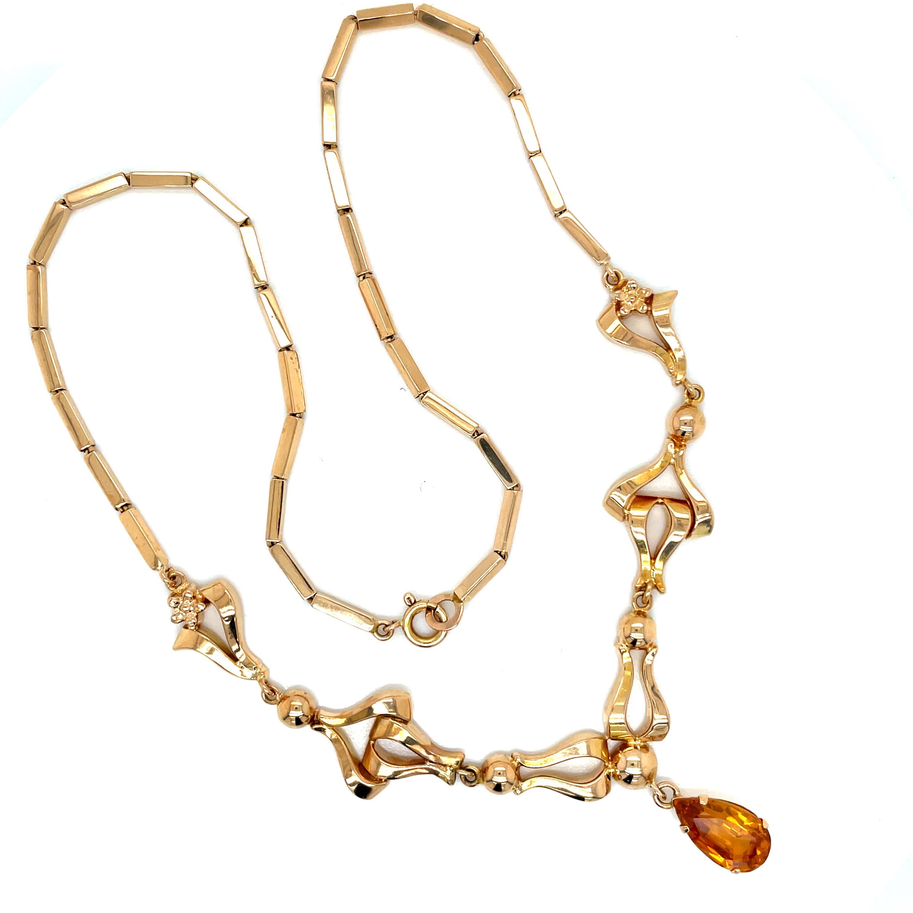 Taglio a goccia Vintage 1940 Retro Collana in oro giallo 18k con granato spessartite in vendita