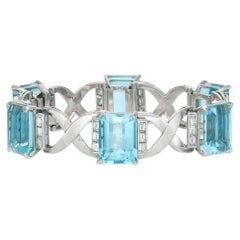 Bracelet rétro vintage des années 1940 avec aigue-marine taille émeraude 90,00 carats et diamants