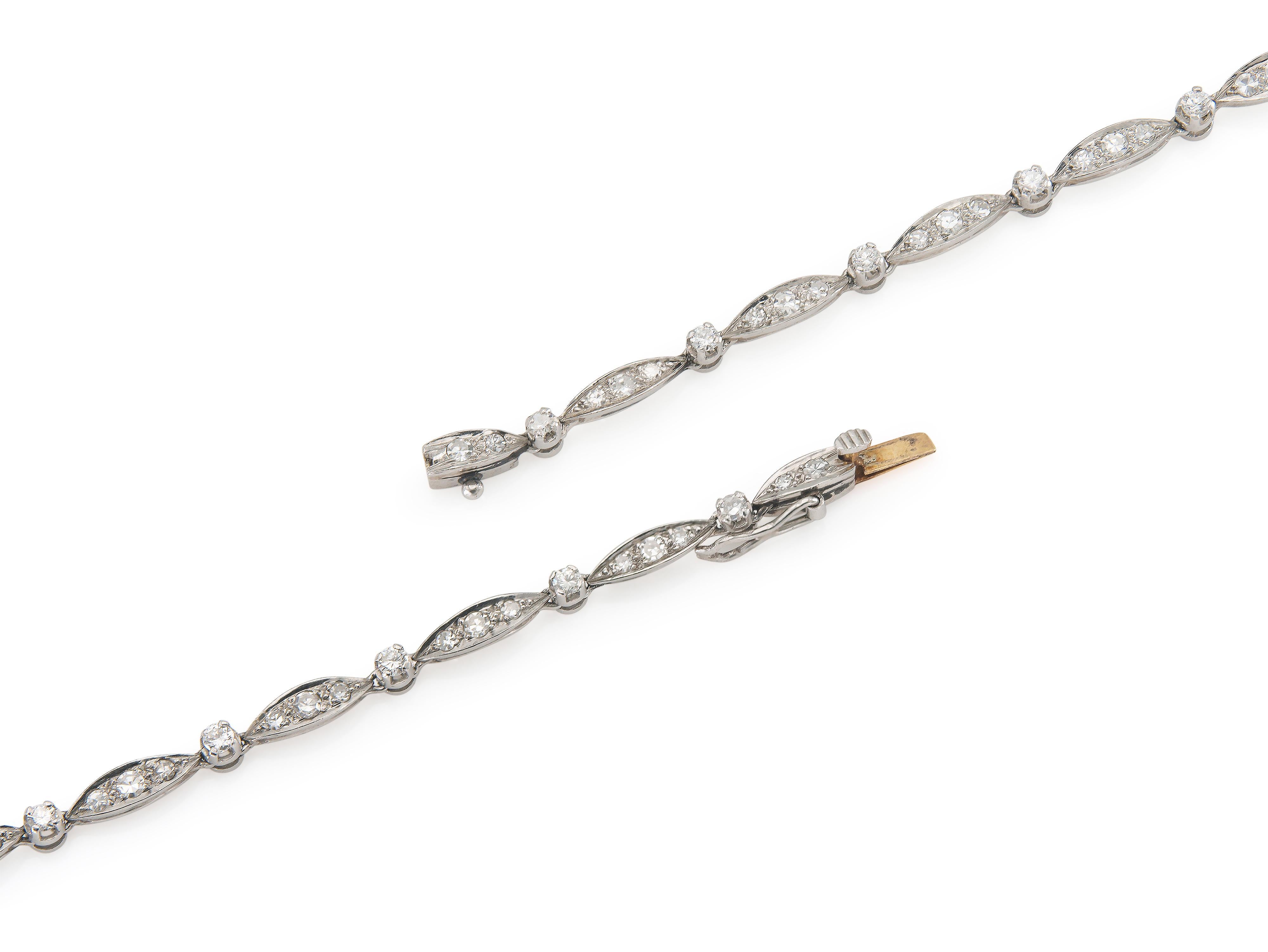 Taglio smeraldo Collana retrò vintage degli anni '40 con acquamarina, rubino e diamante in vendita