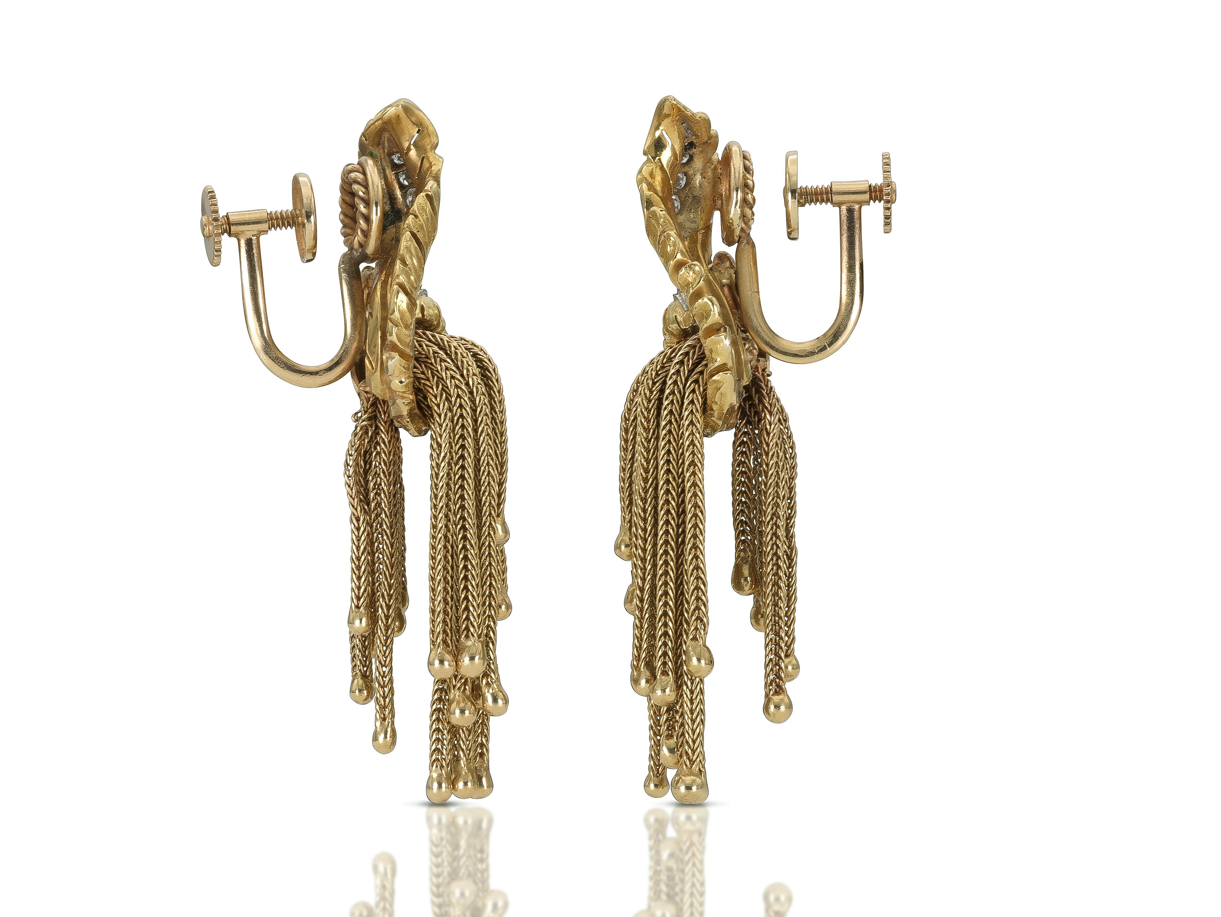 Vintage 1940s Retro Gold Feder Ohrringe mit Quasten und Diamanten (Rundschliff) im Angebot