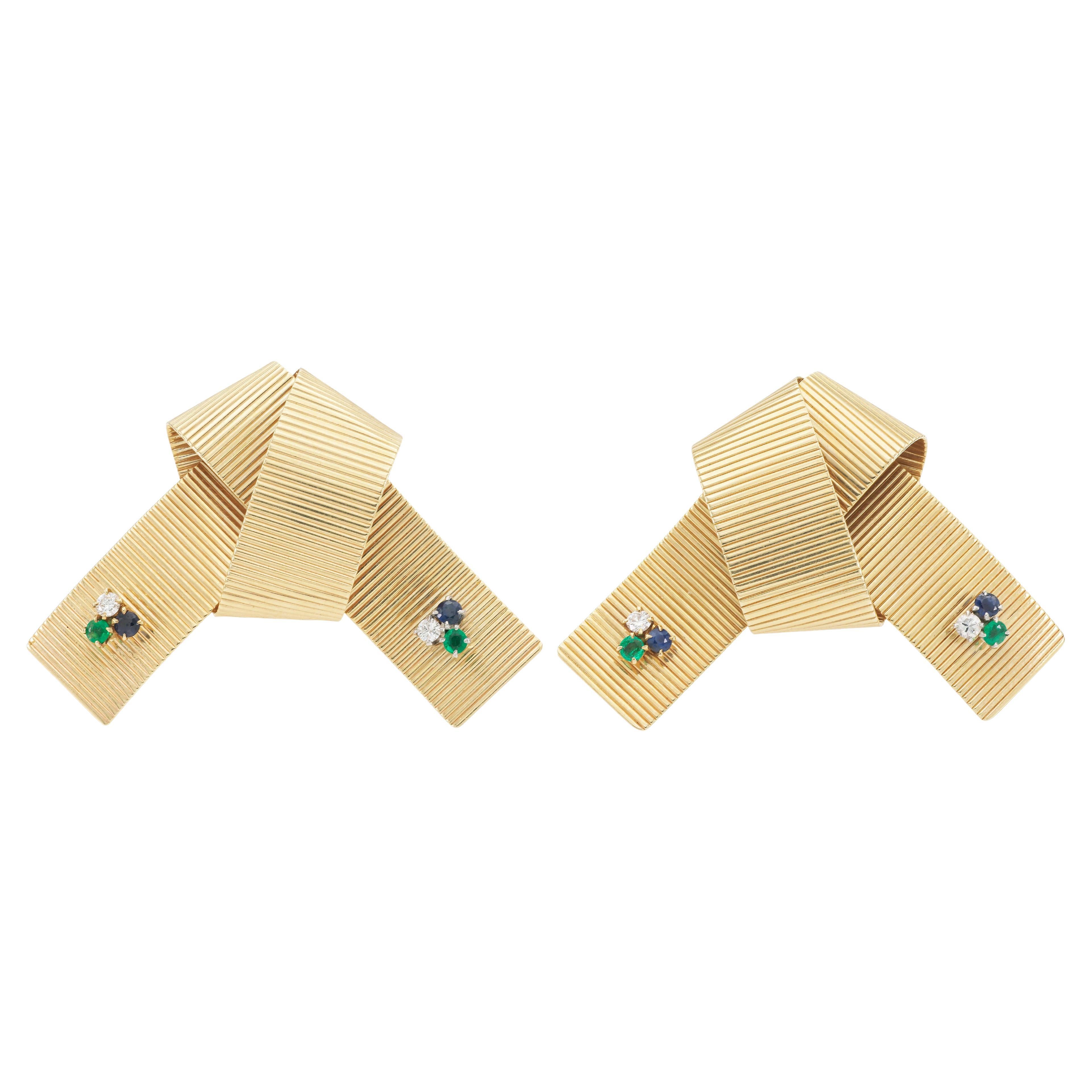 Vintage 1940s Retro Gold Pin Set