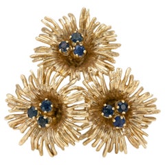 Vintage 1940s Retro Tiffany & Co. Gold Tri Flower Brooch with Sapphires