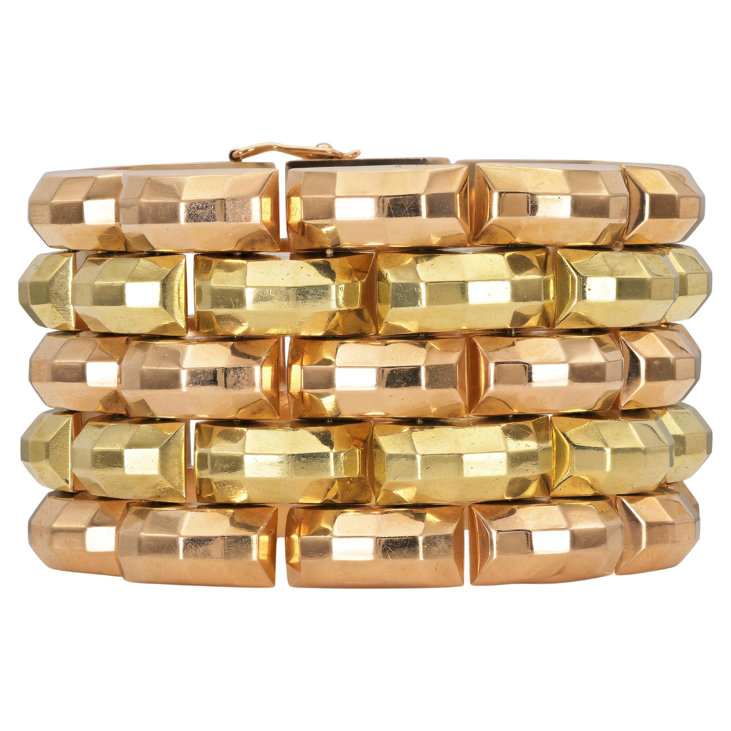 Vintage 1940s Retro Two-Toned Gold Bracelet For Sale