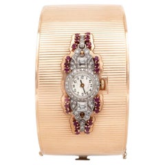Vintage 1940er Jahre Retro-Uhr-Manschettenarmband mit Diamanten und Rubinen