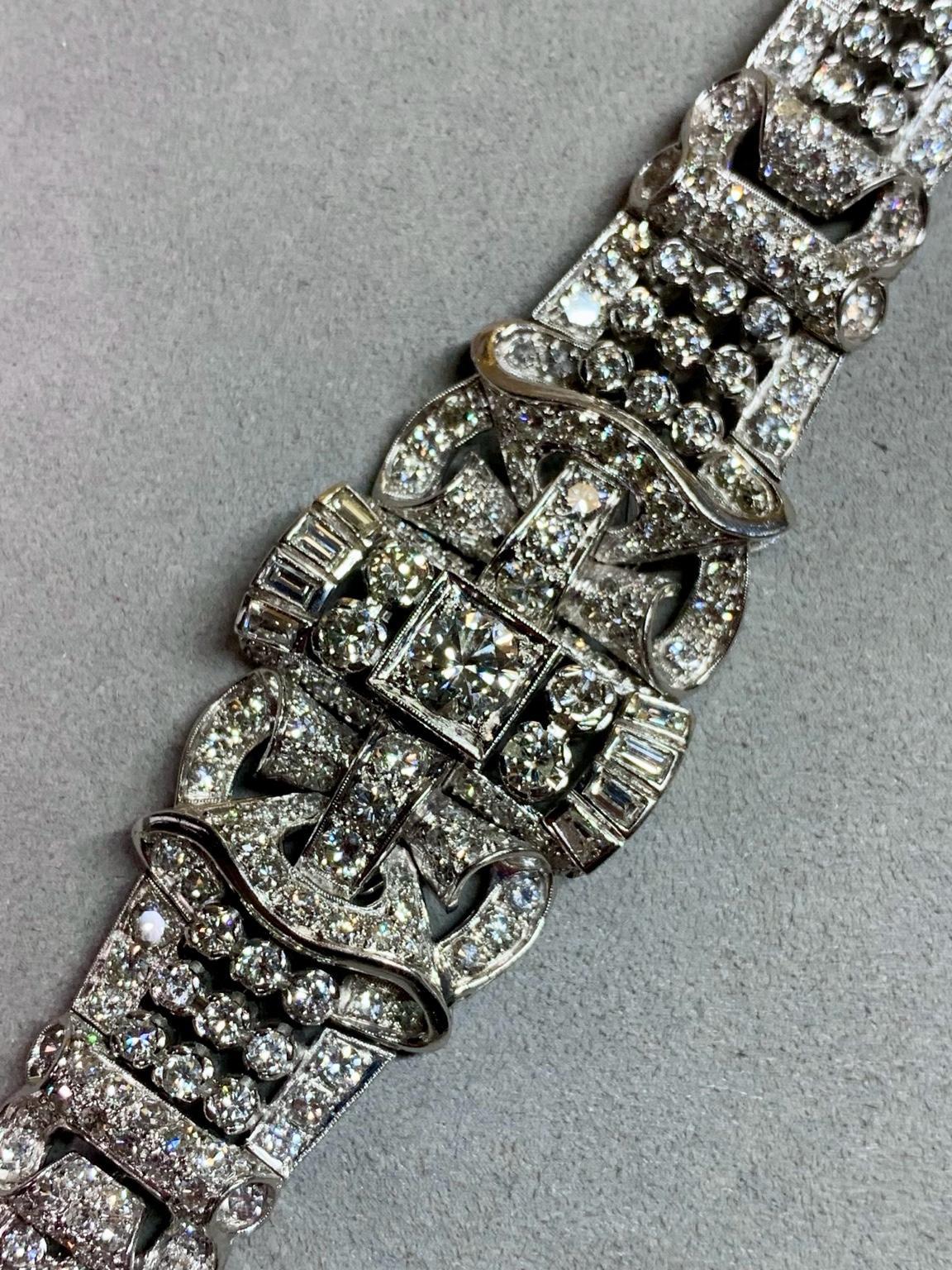 Taglio rotondo Bracciale da cocktail in platino con diamanti tondi a baguette d'epoca degli anni '40 16,34ctw 7
