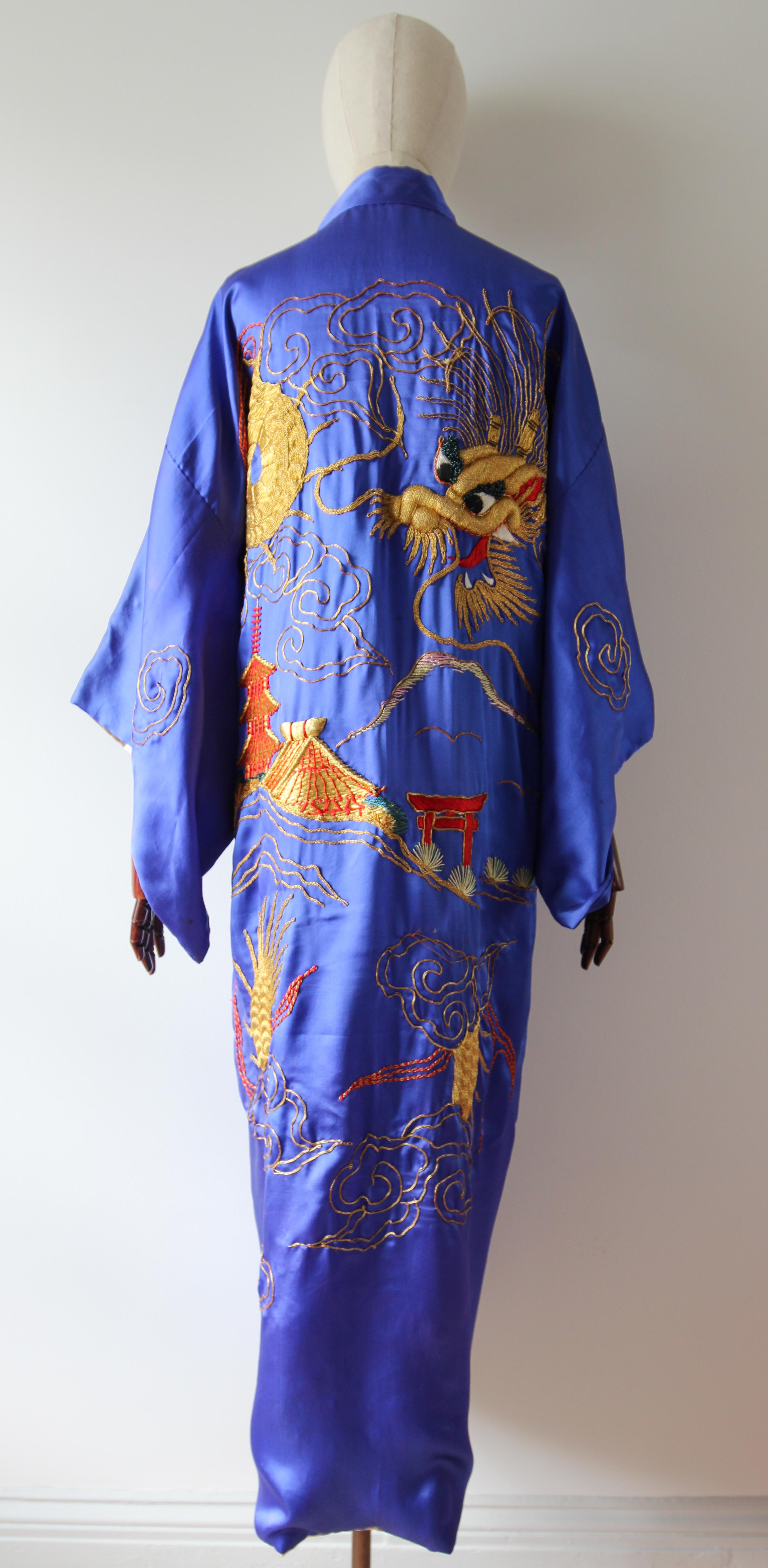 vintage 1940's royal blue silk gold embroidered dragon kimono robe UK 10-14 2