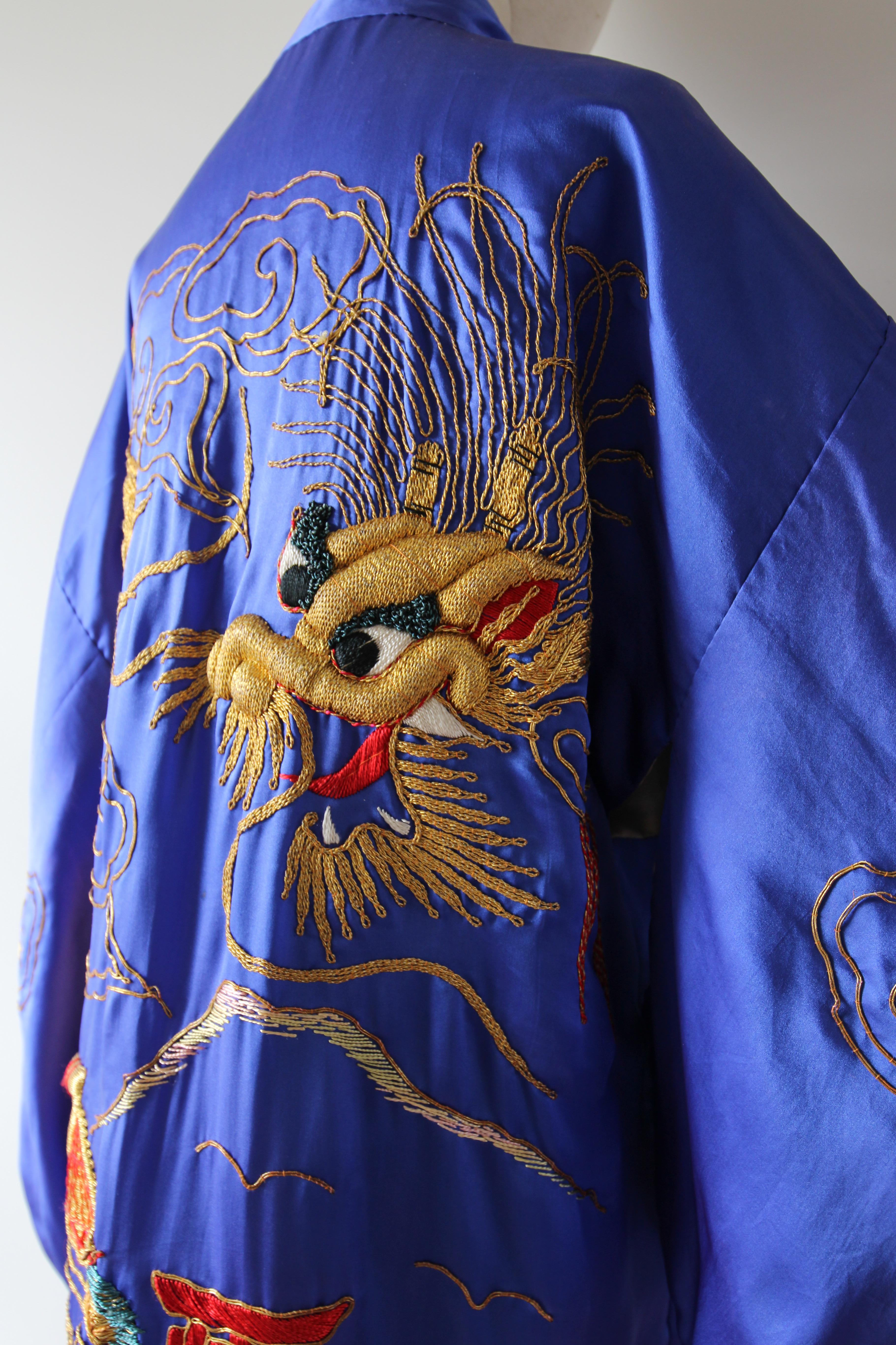 vintage 1940's royal blue silk gold embroidered dragon kimono robe UK 10-14 3