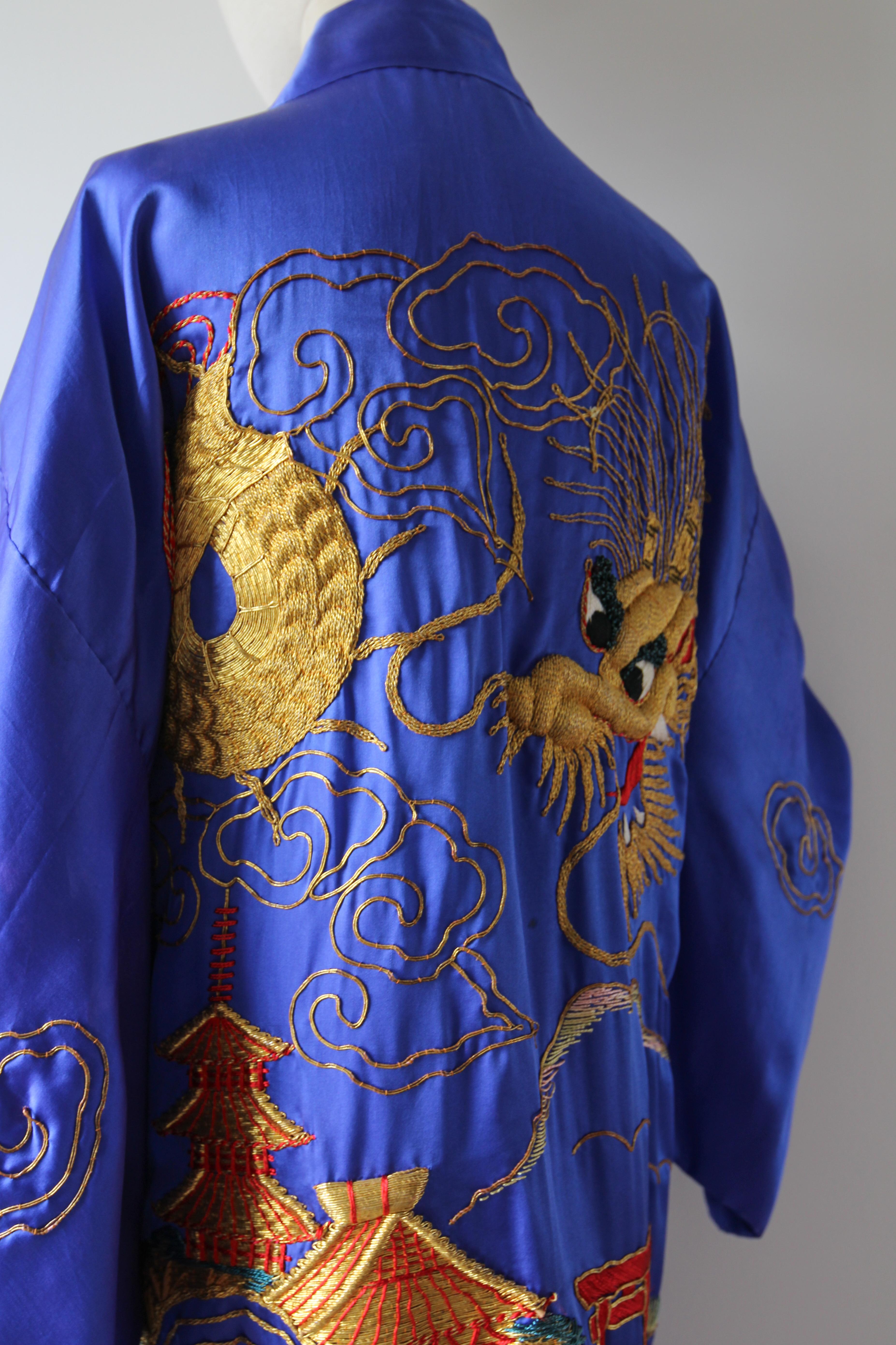 vintage 1940's royal blue silk gold embroidered dragon kimono robe UK 10-14 5