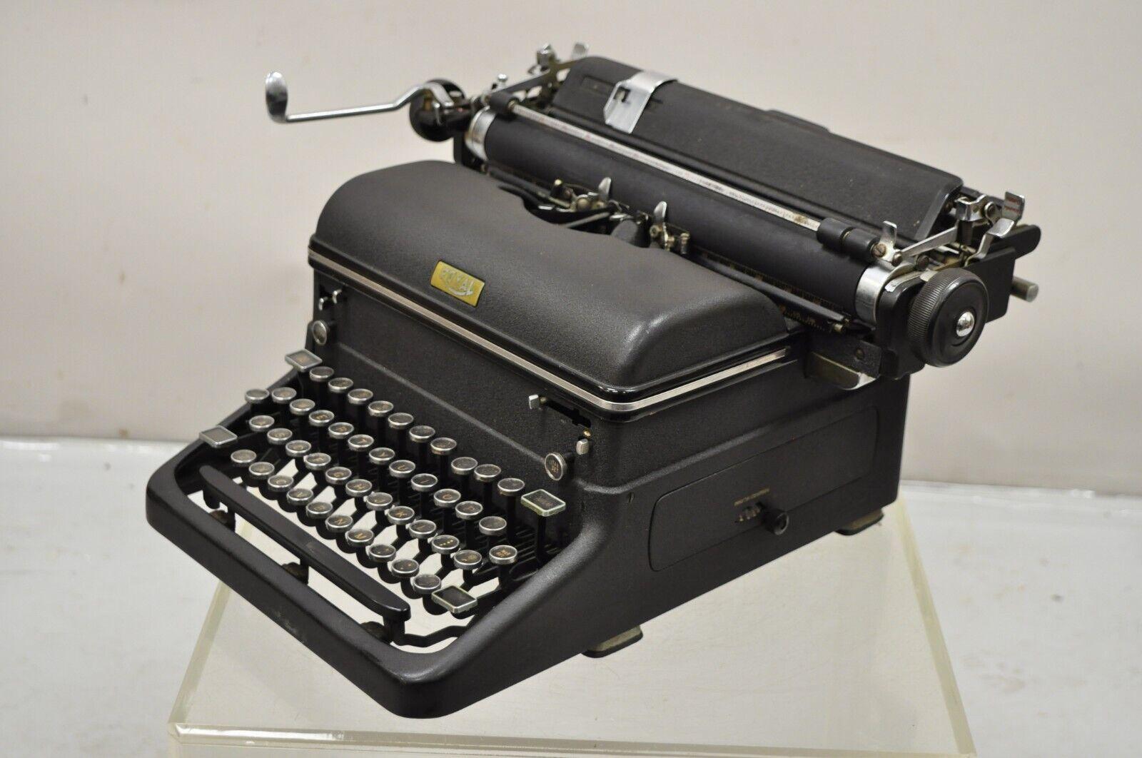 Vintage 1940s Royal KMM Model 2178000 Magic Margin Touch Control Typewriter For Sale 3