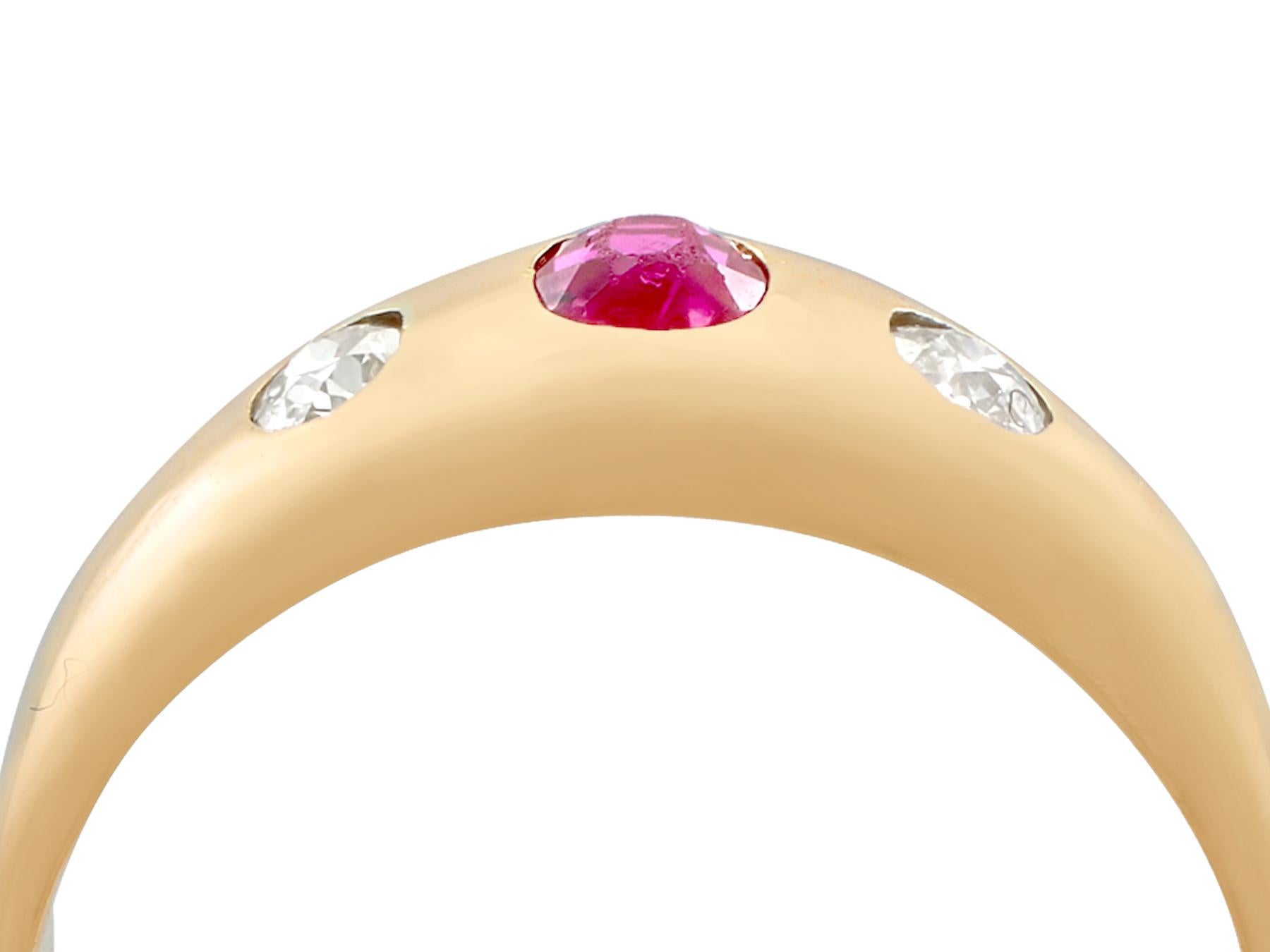 1940s Ruby and Diamond Rose Gold Cocktail Ring In Excellent Condition For Sale In Jesmond, Newcastle Upon Tyne