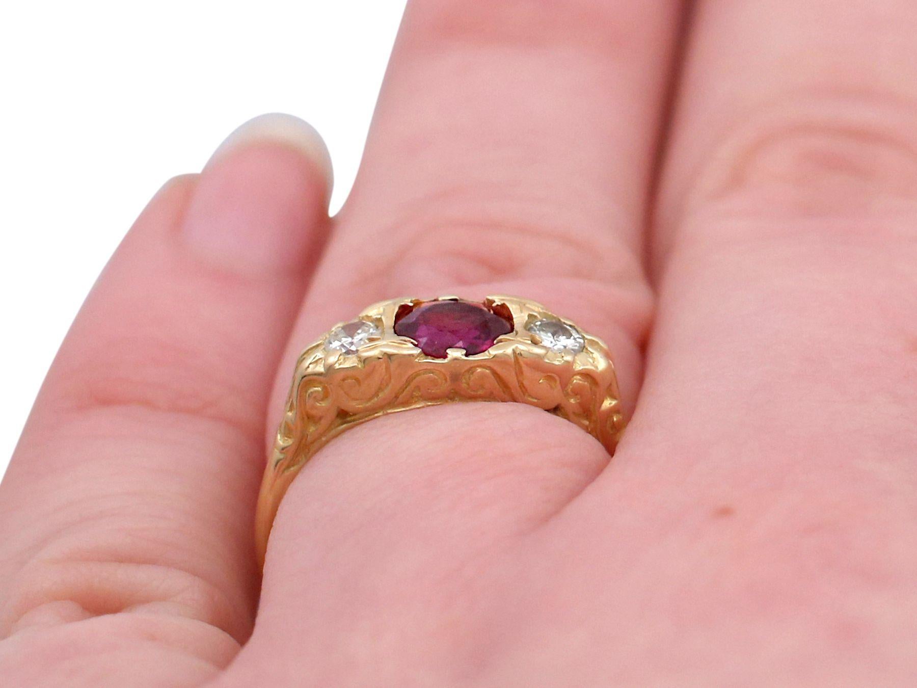 Vintage 1940s Ruby and Diamond Yellow Gold Cocktail Ring For Sale 3